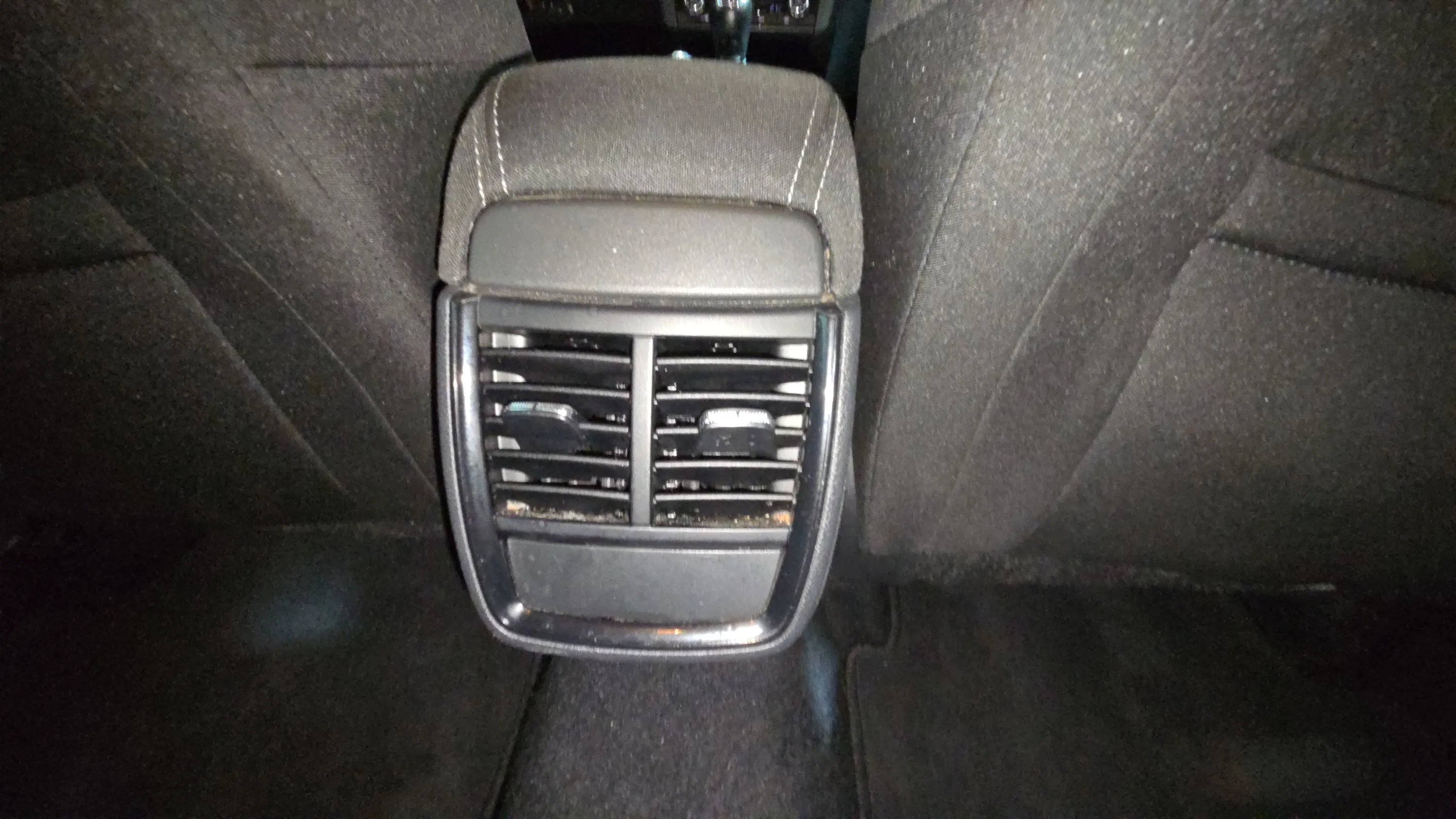 Škoda Scala 1.0 TSI Ambition - foto 22