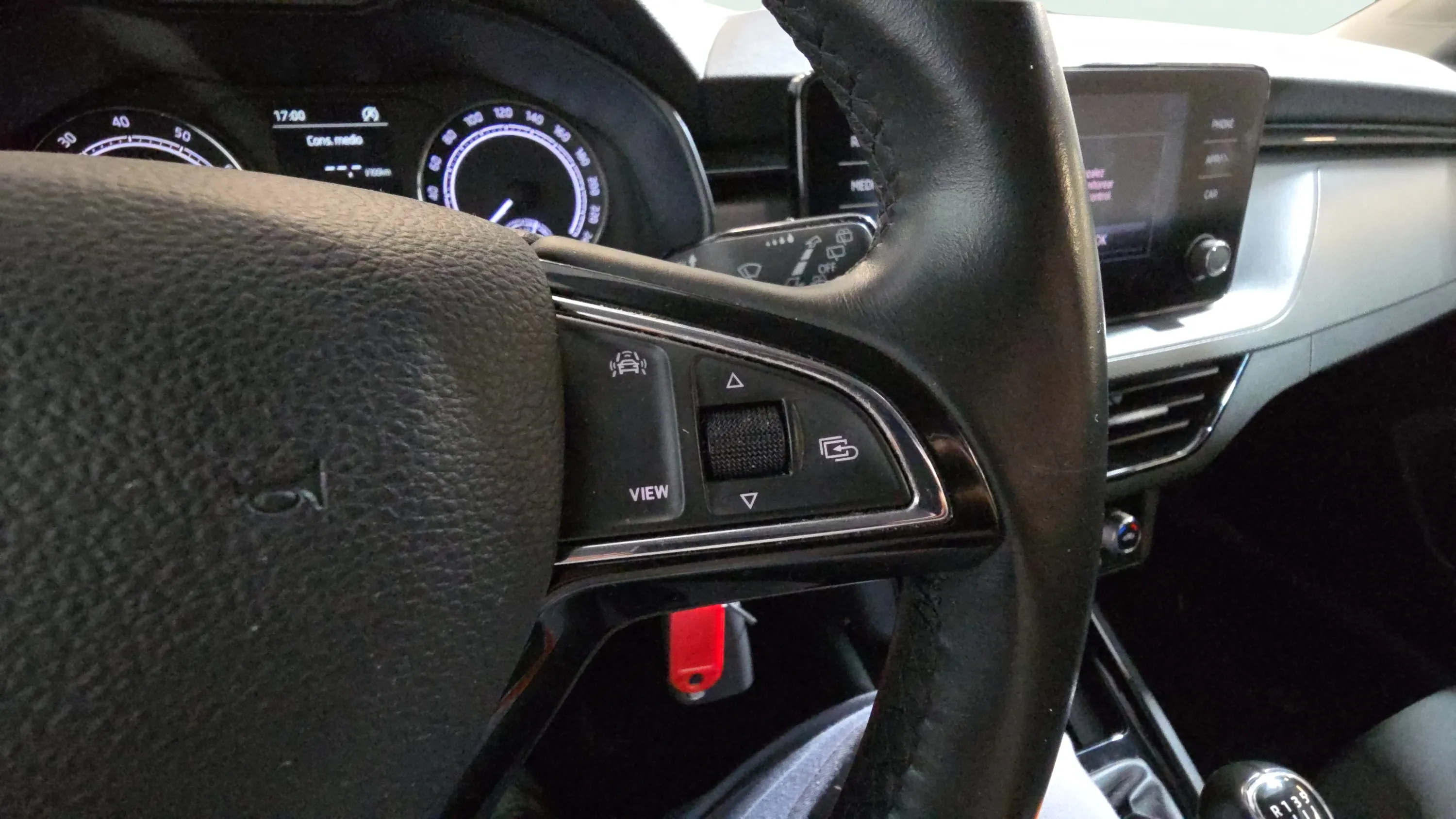 Škoda Scala 1.0 TSI Ambition - foto 13