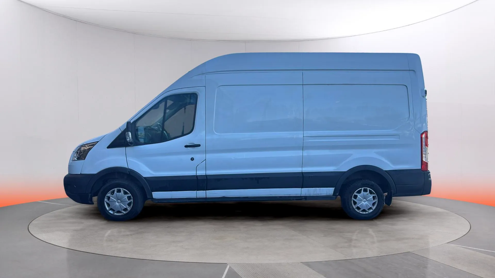 Ford Transit 310 L2H2 Van Trend Delantera - foto 4