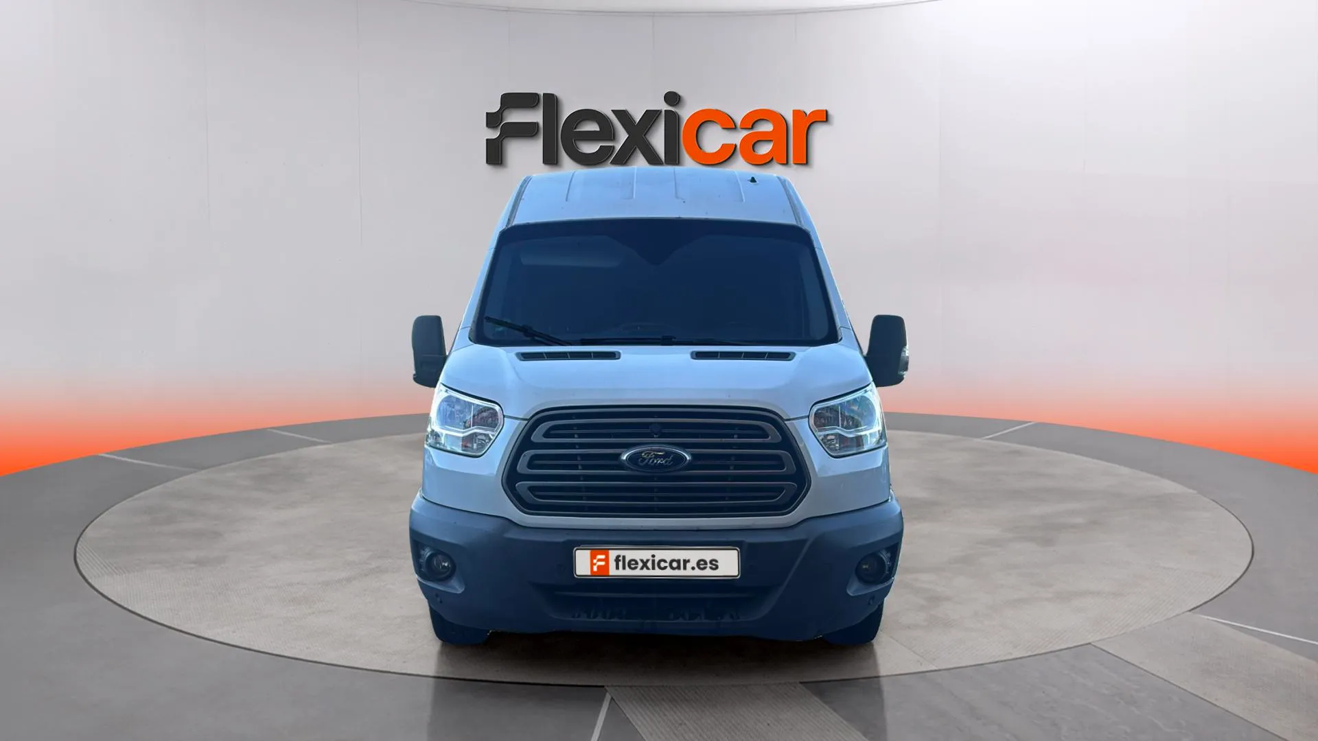 Ford Transit 310 L2H2 Van Trend Delantera - foto 2