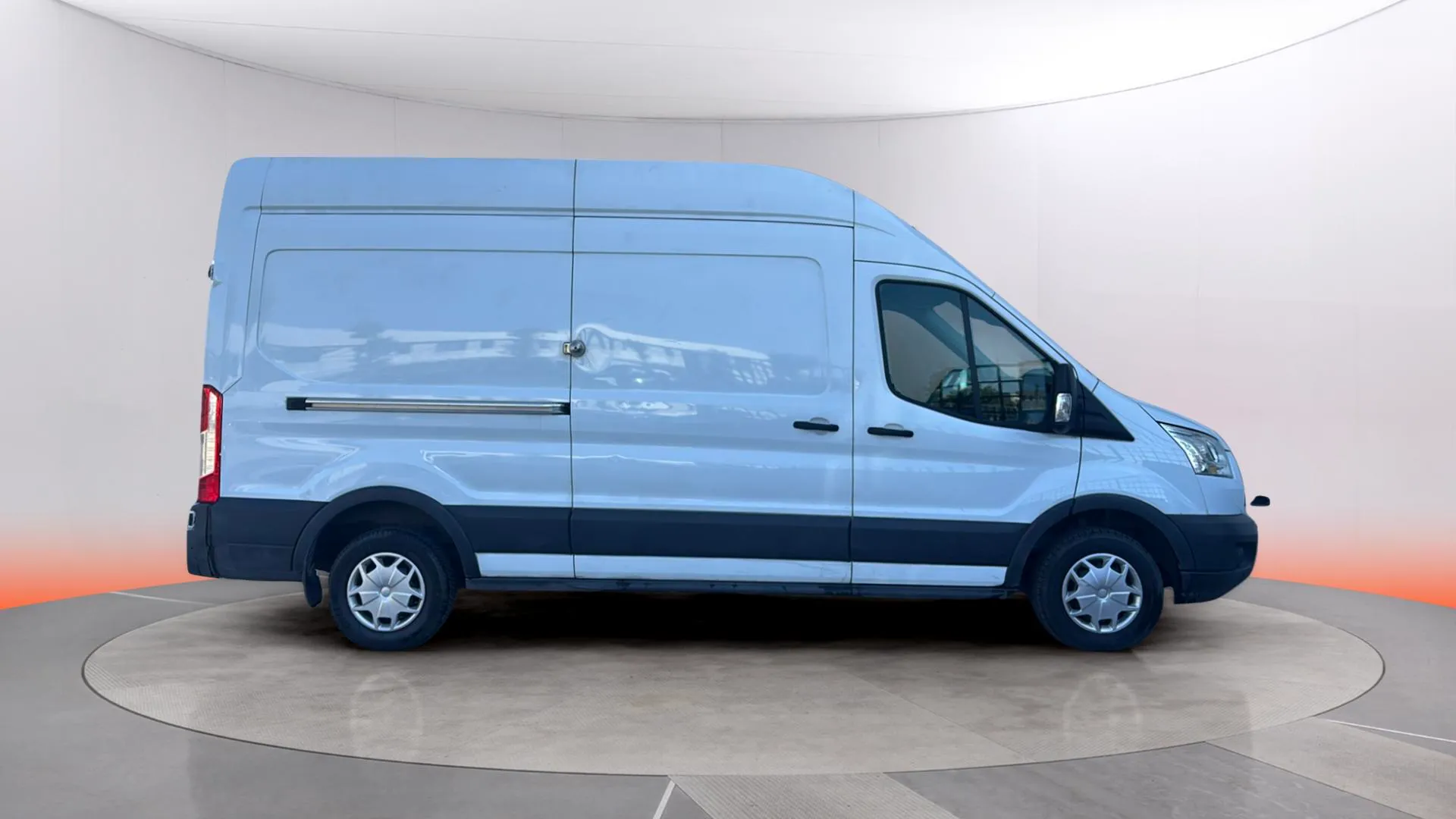 Ford Transit 310 L2H2 Van Trend Delantera - foto 8
