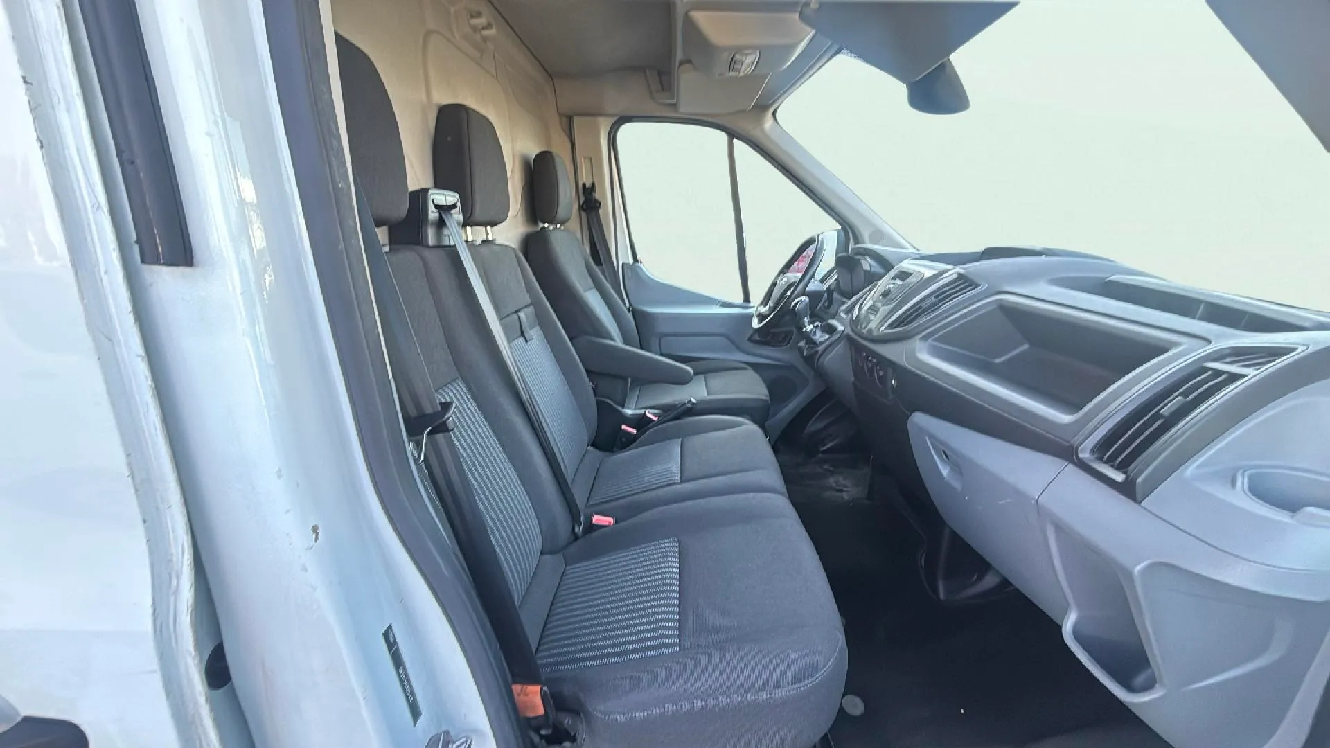 Ford Transit 310 L2H2 Van Trend Delantera - foto 15