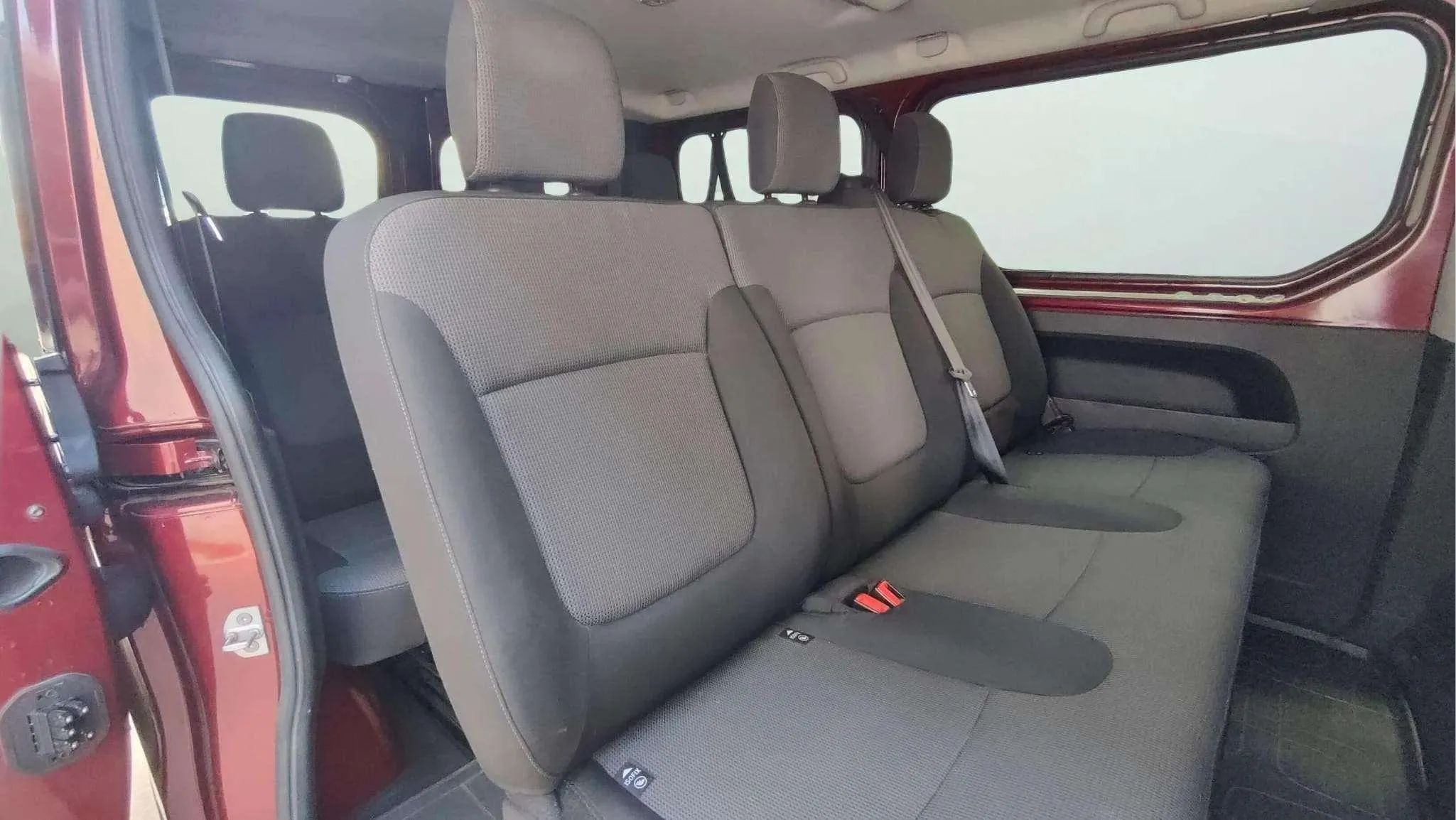 Renault Trafic Mixto N1 5/6 Ener Blue dCi - foto 10