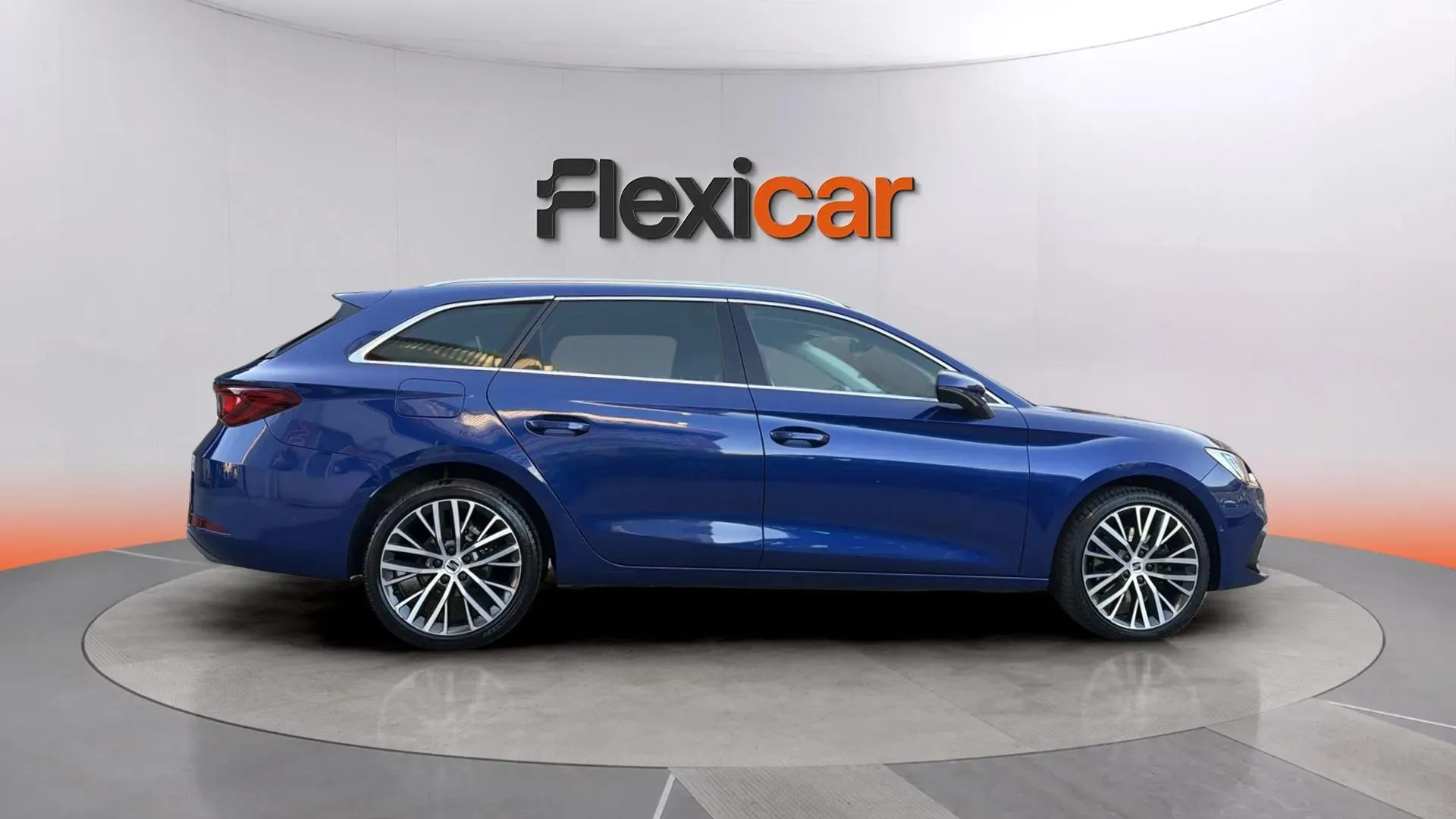 SEAT León SP 2.0 TDI DSG Xcellence - foto 7