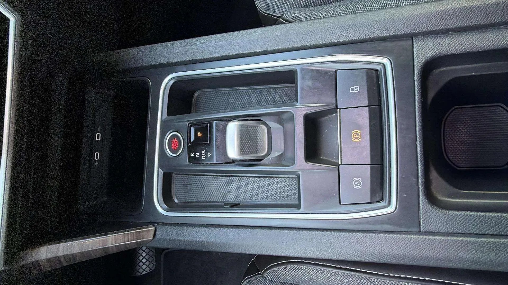 SEAT León SP 2.0 TDI DSG Xcellence - foto 22