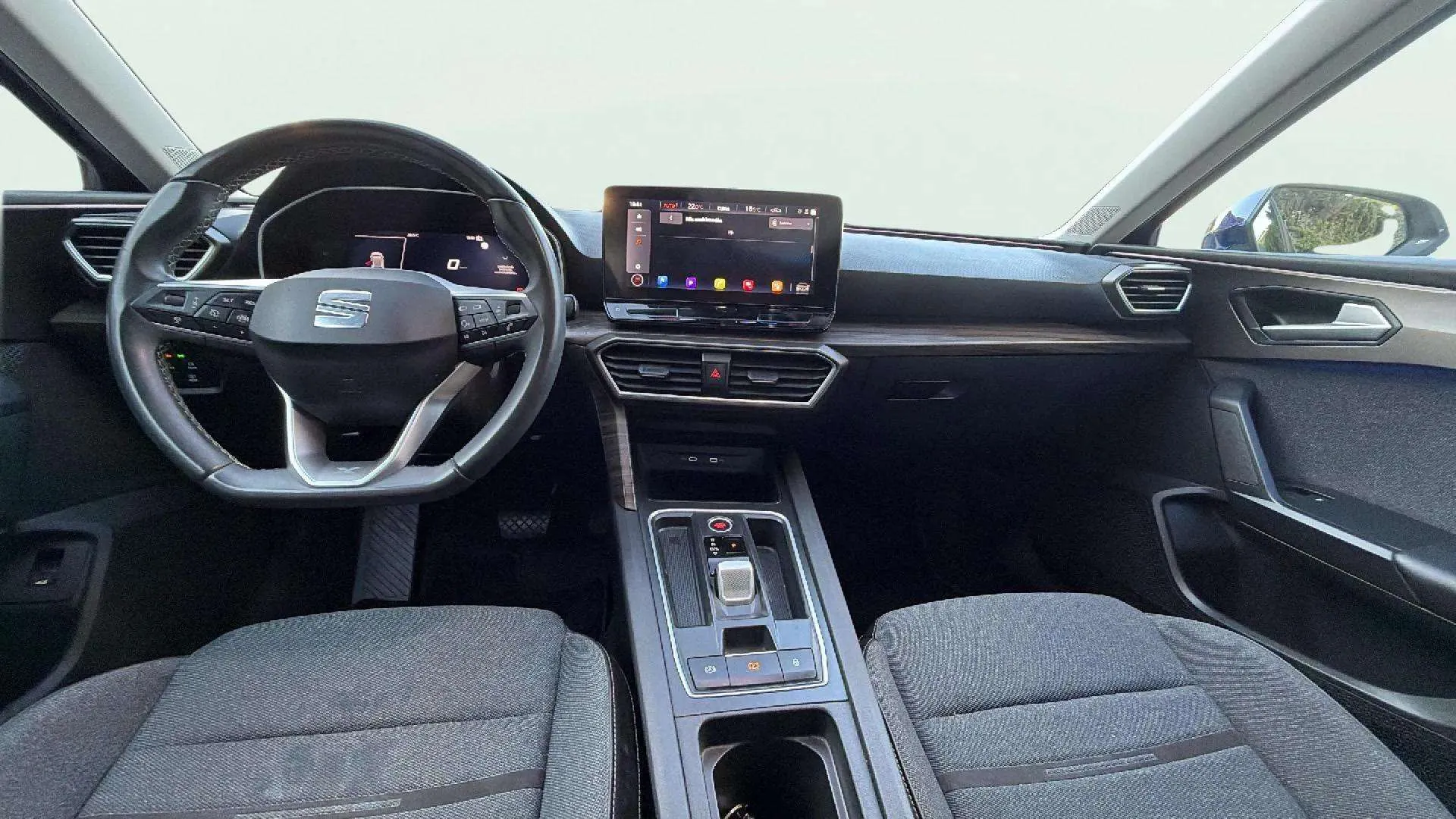SEAT León SP 2.0 TDI DSG Xcellence - foto 14