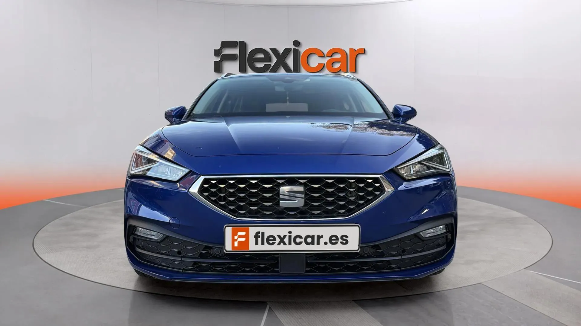 SEAT León SP 2.0 TDI DSG Xcellence - foto 2