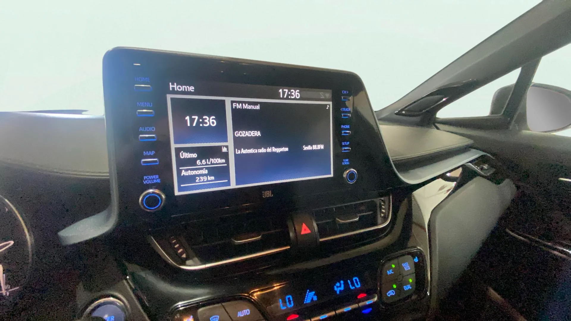 Toyota C-HR 2.0 180H Advance - foto 9