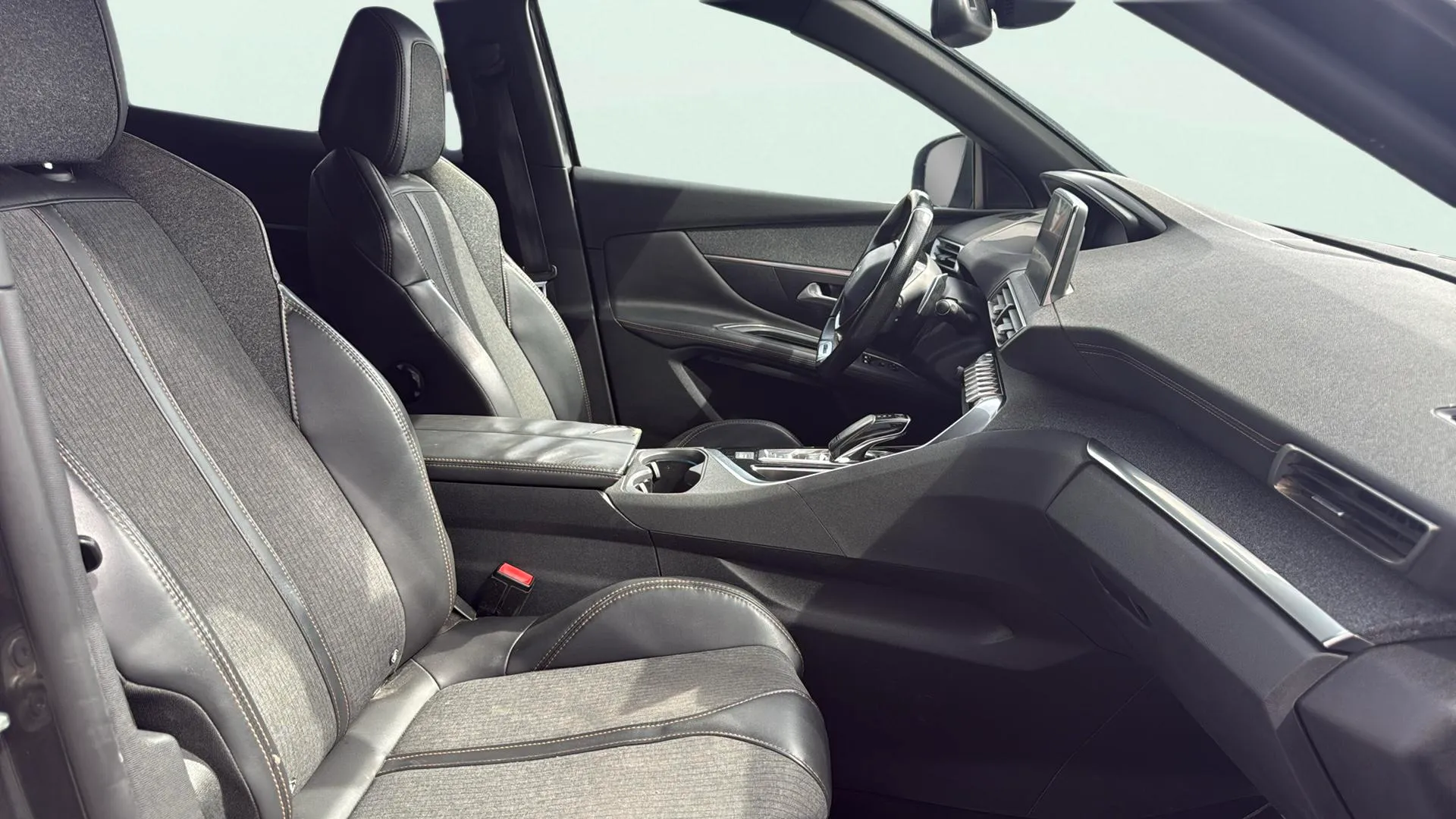 Peugeot 3008 1.6BLUEHDI GT Line - foto 19