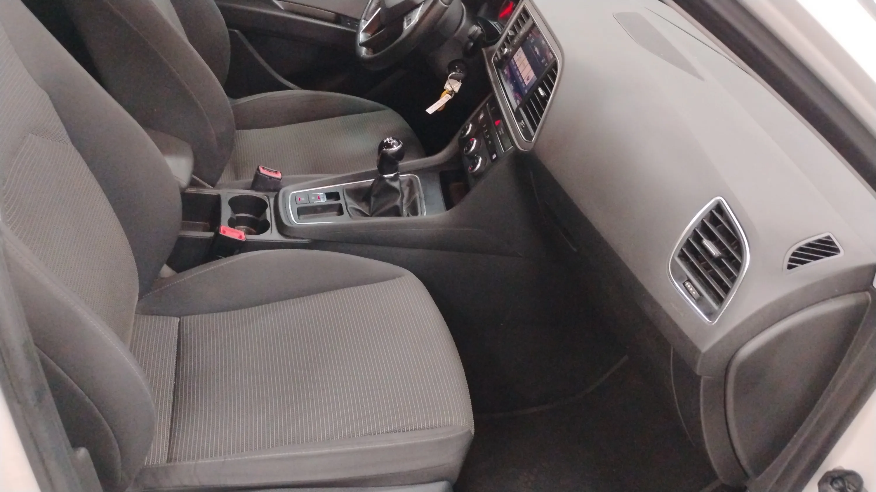 SEAT León 1.6 TDI Style - foto 11