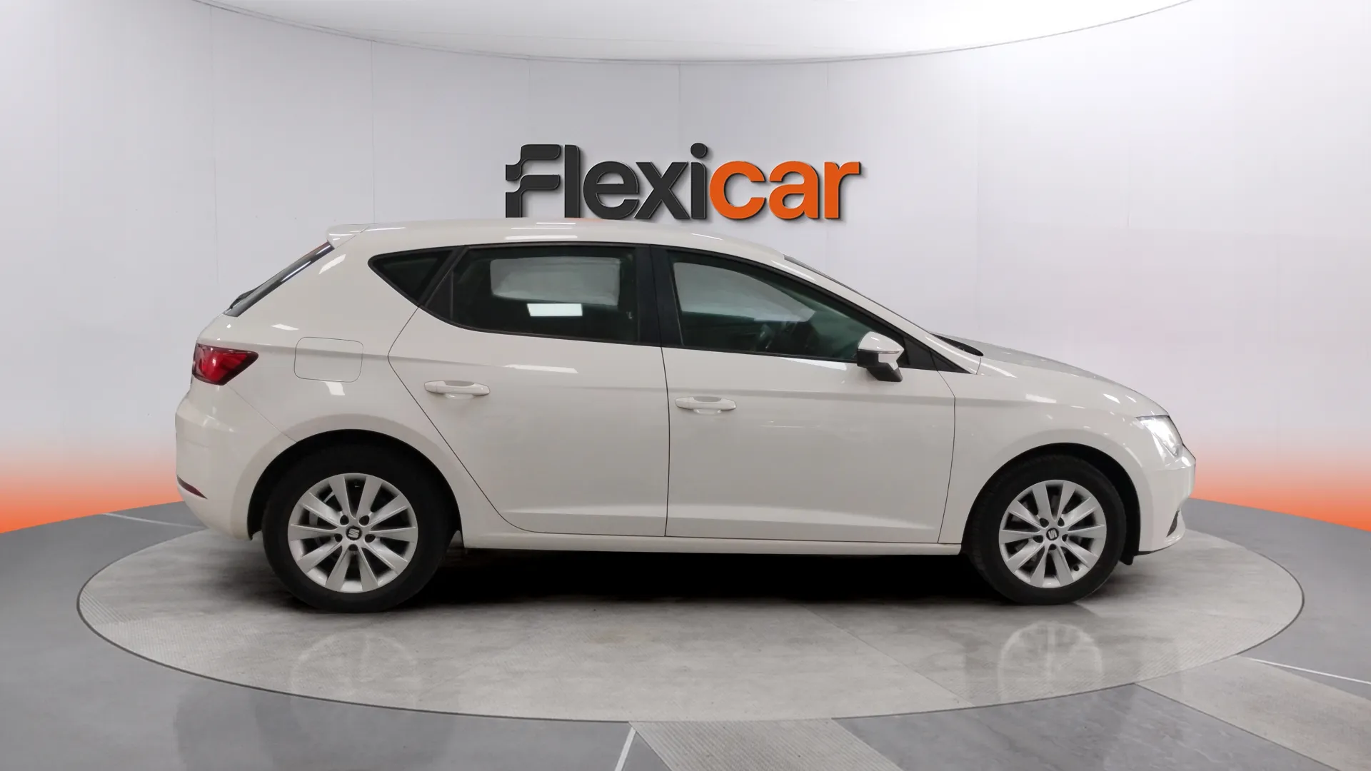 SEAT León 1.6 TDI Style - foto 3
