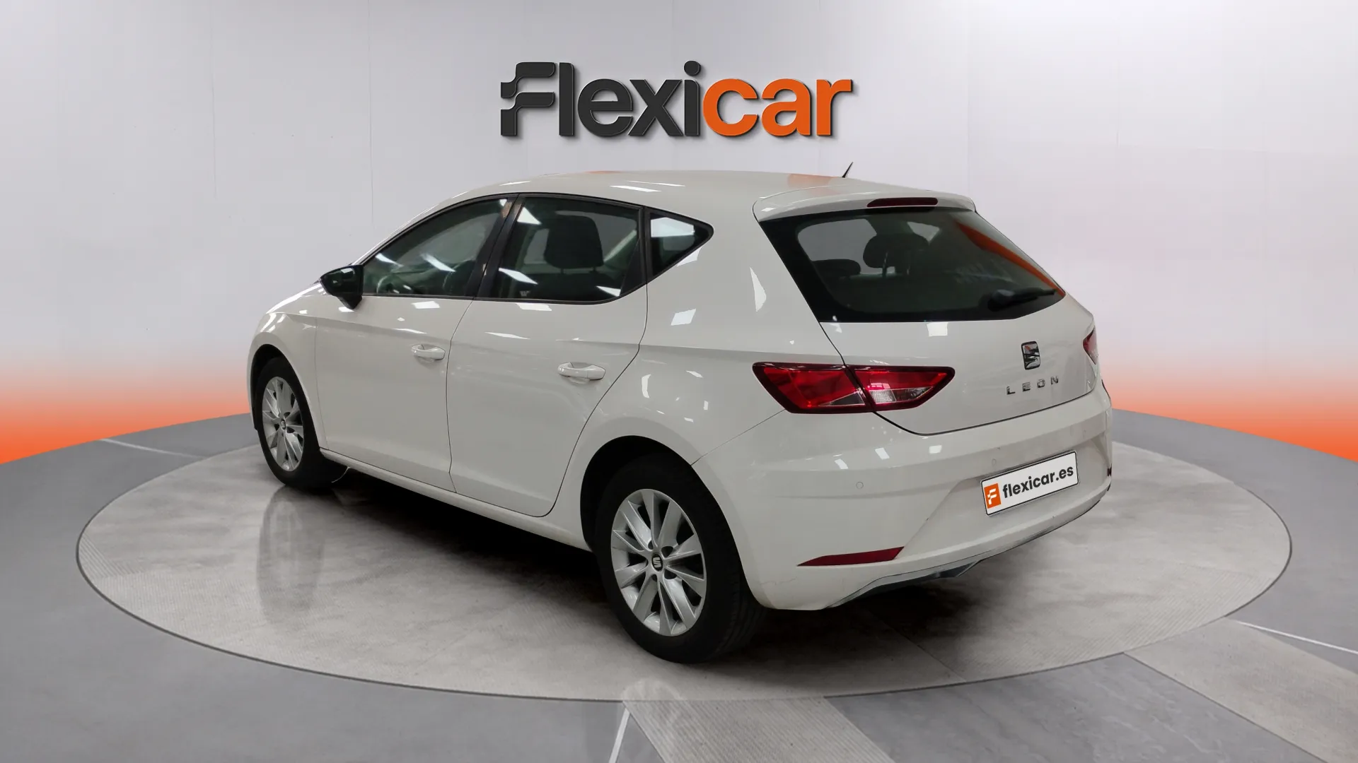 SEAT León 1.6 TDI Style - foto 8