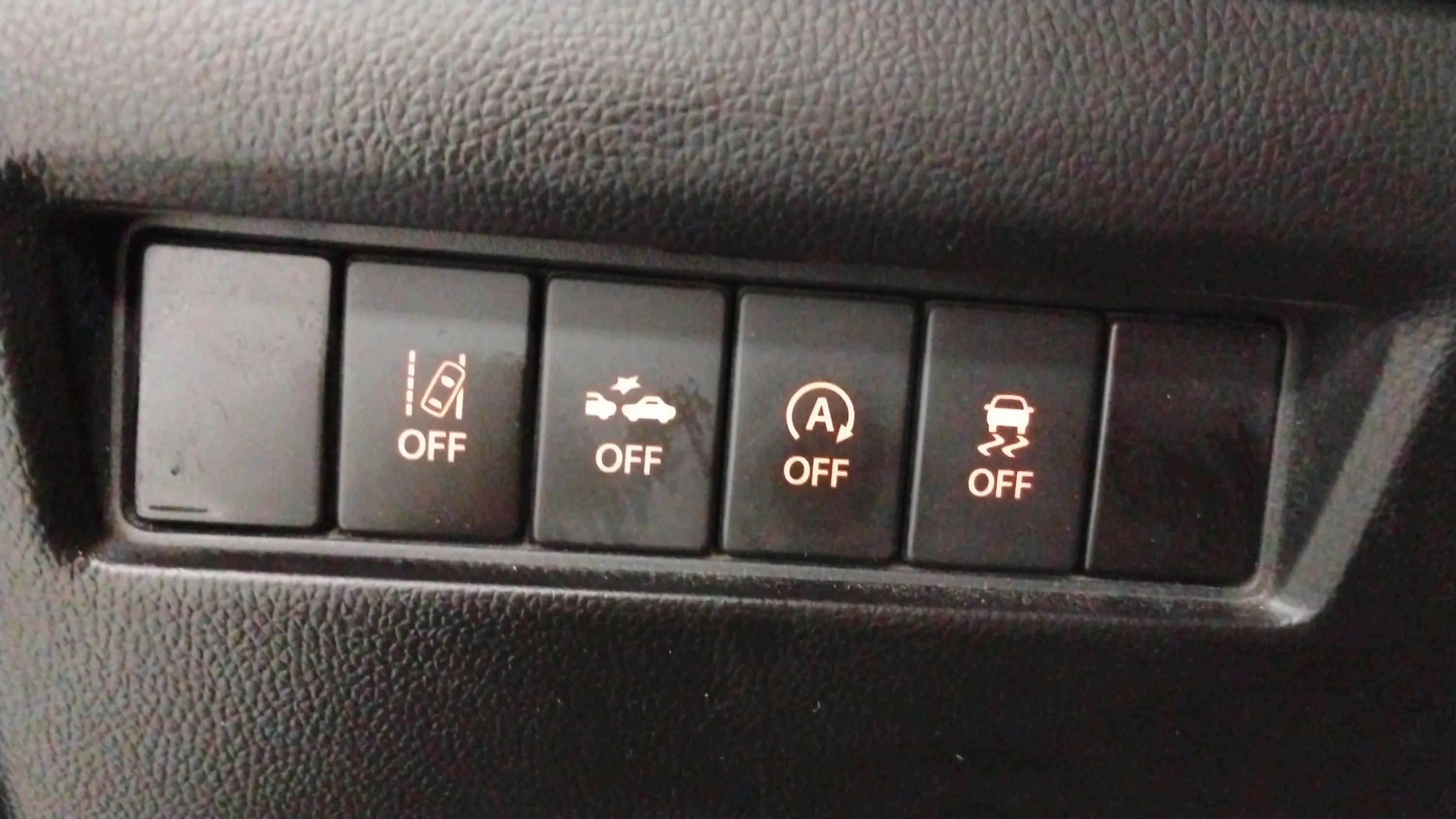 Suzuki Swift 1.2 GLE Mild Hybrid - foto 22