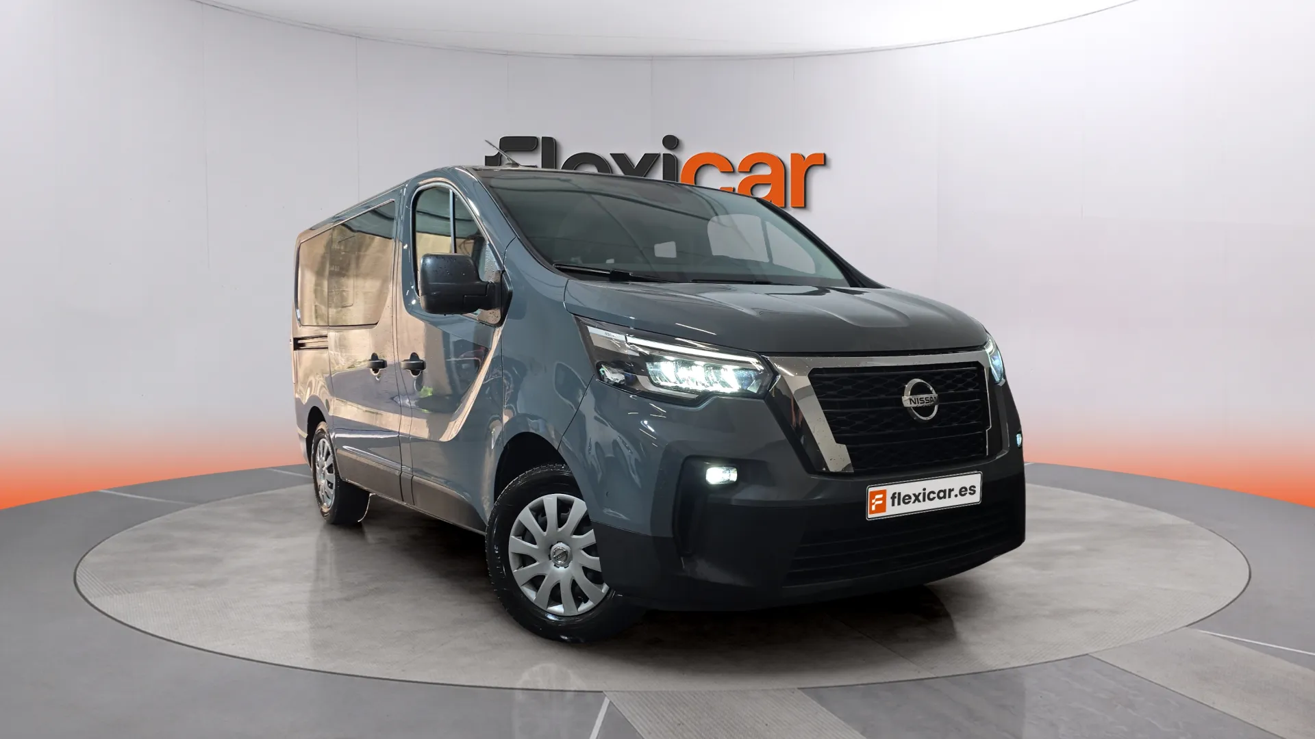 Nissan Primastar Combi 6 2.0dCi L1H1 1T Acenta