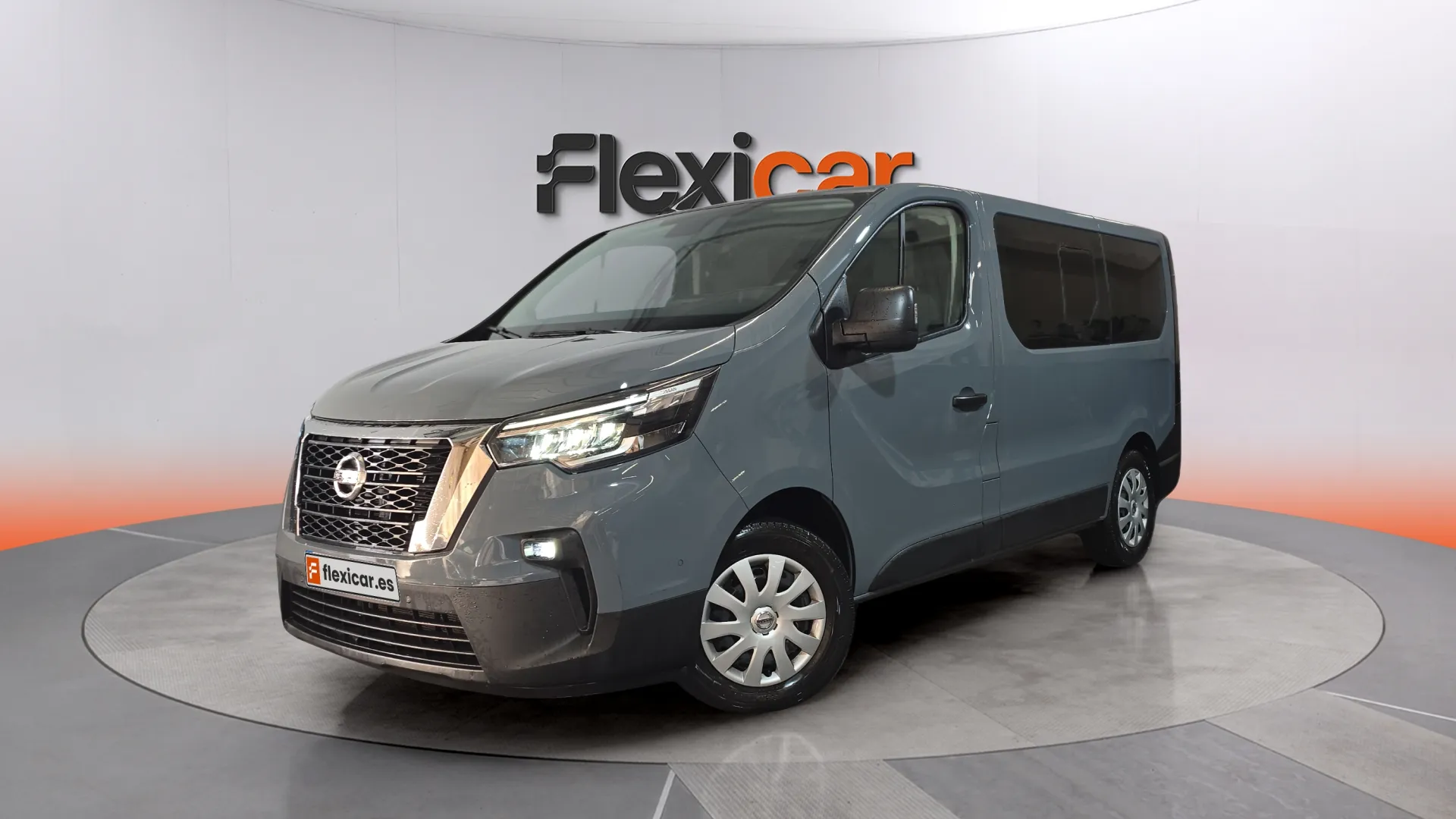 Nissan Primastar Combi 6 2.0dCi L1H1 1T Acenta - foto 2