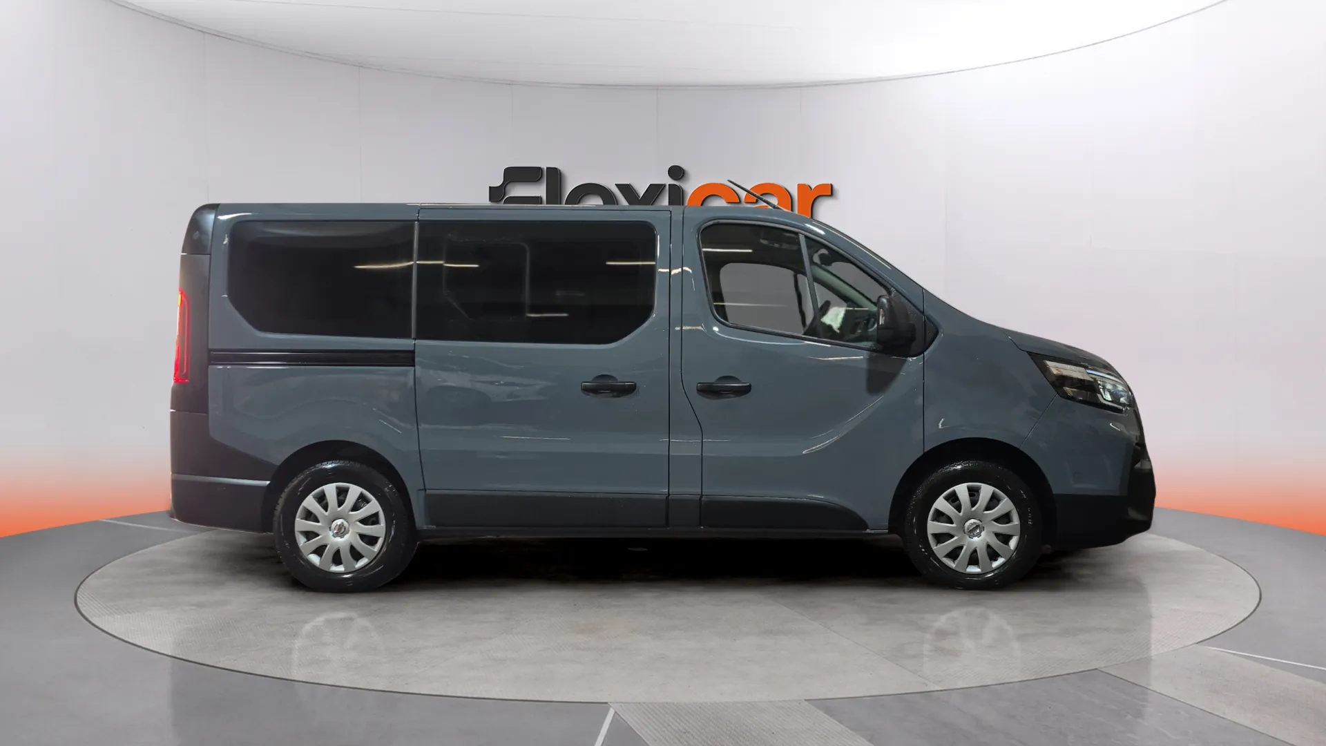 Nissan Primastar Combi 6 2.0dCi L1H1 1T Acenta - foto 5