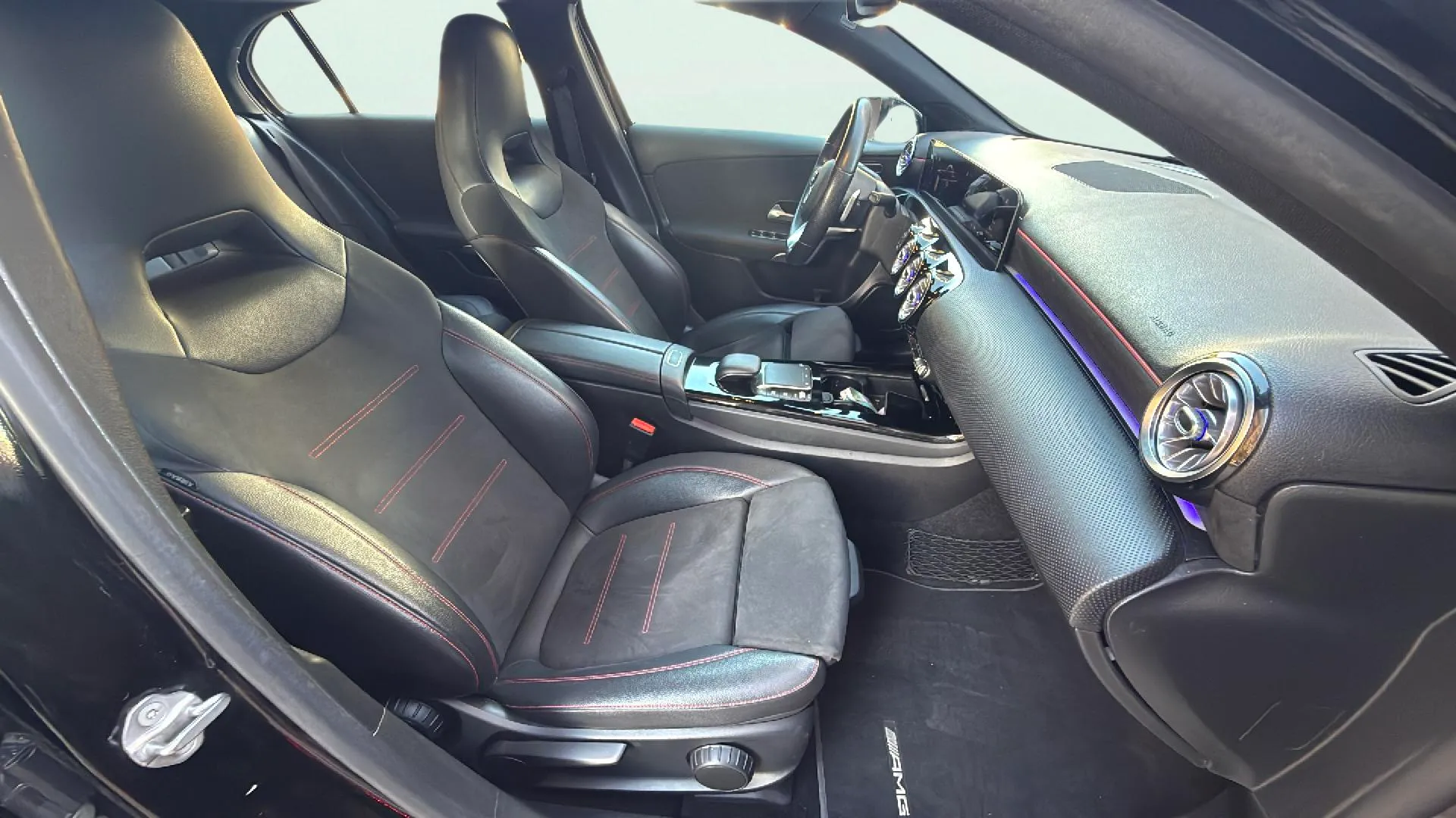 Mercedes-Benz Clase A A 200 d 4MATIC - foto 17