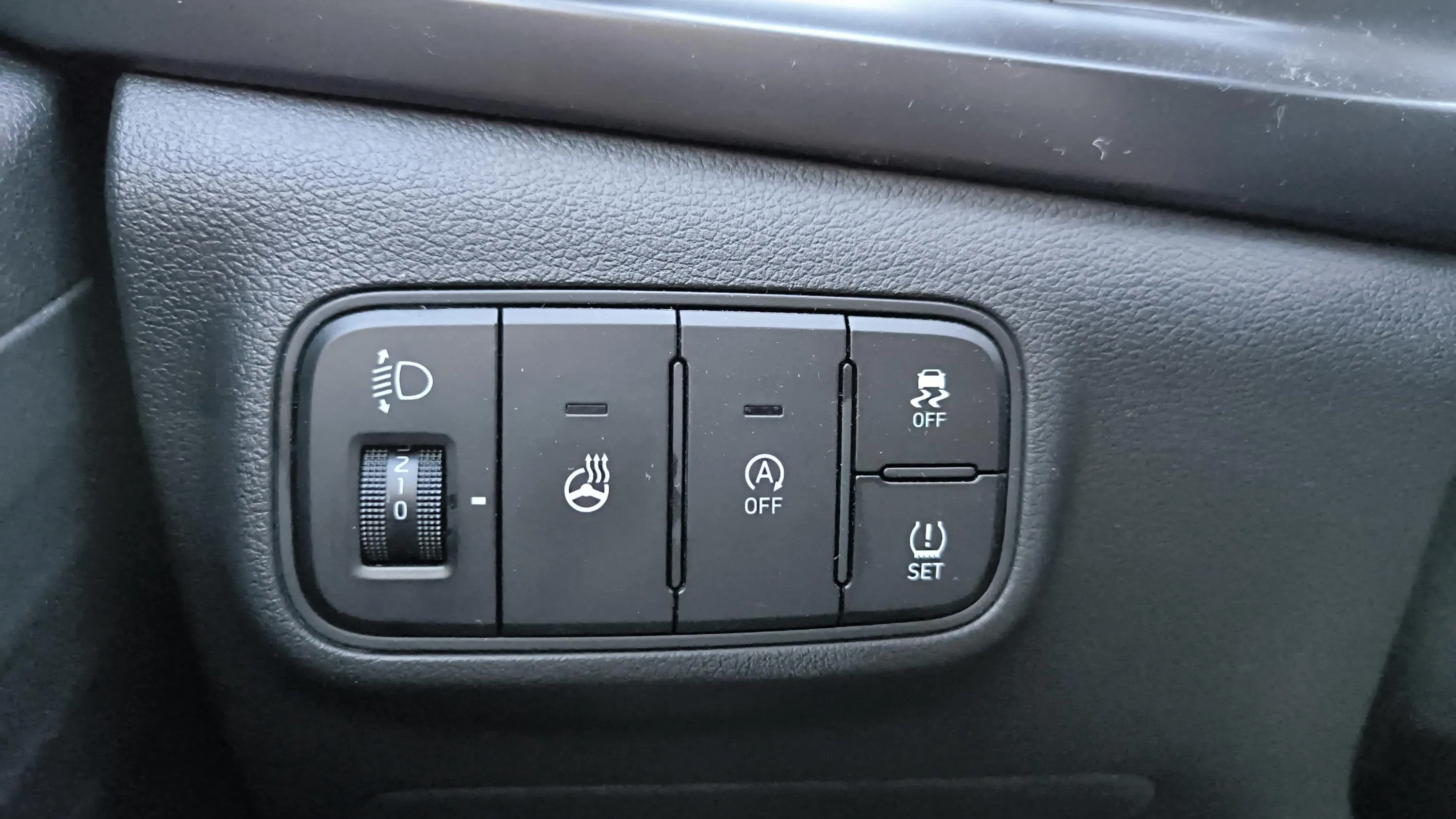 Hyundai Bayon 1.0 T-GDi 48V Essence - foto 34