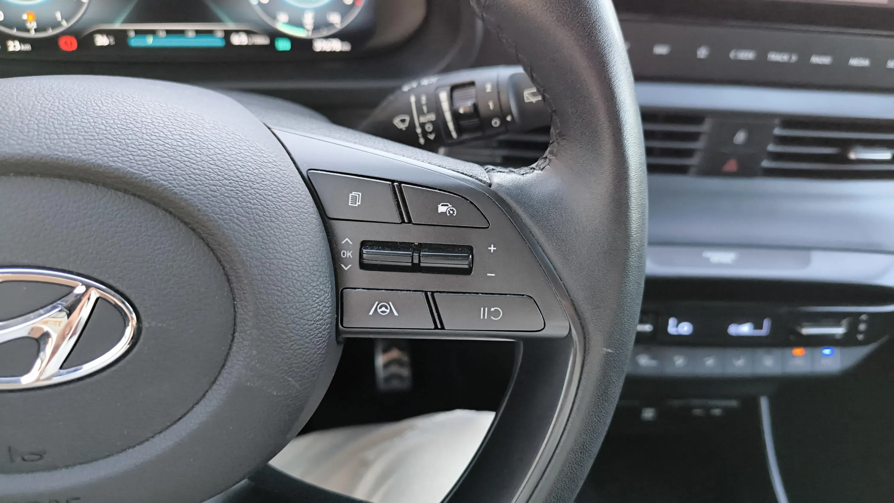 Hyundai Bayon 1.0 T-GDi 48V Essence - foto 36