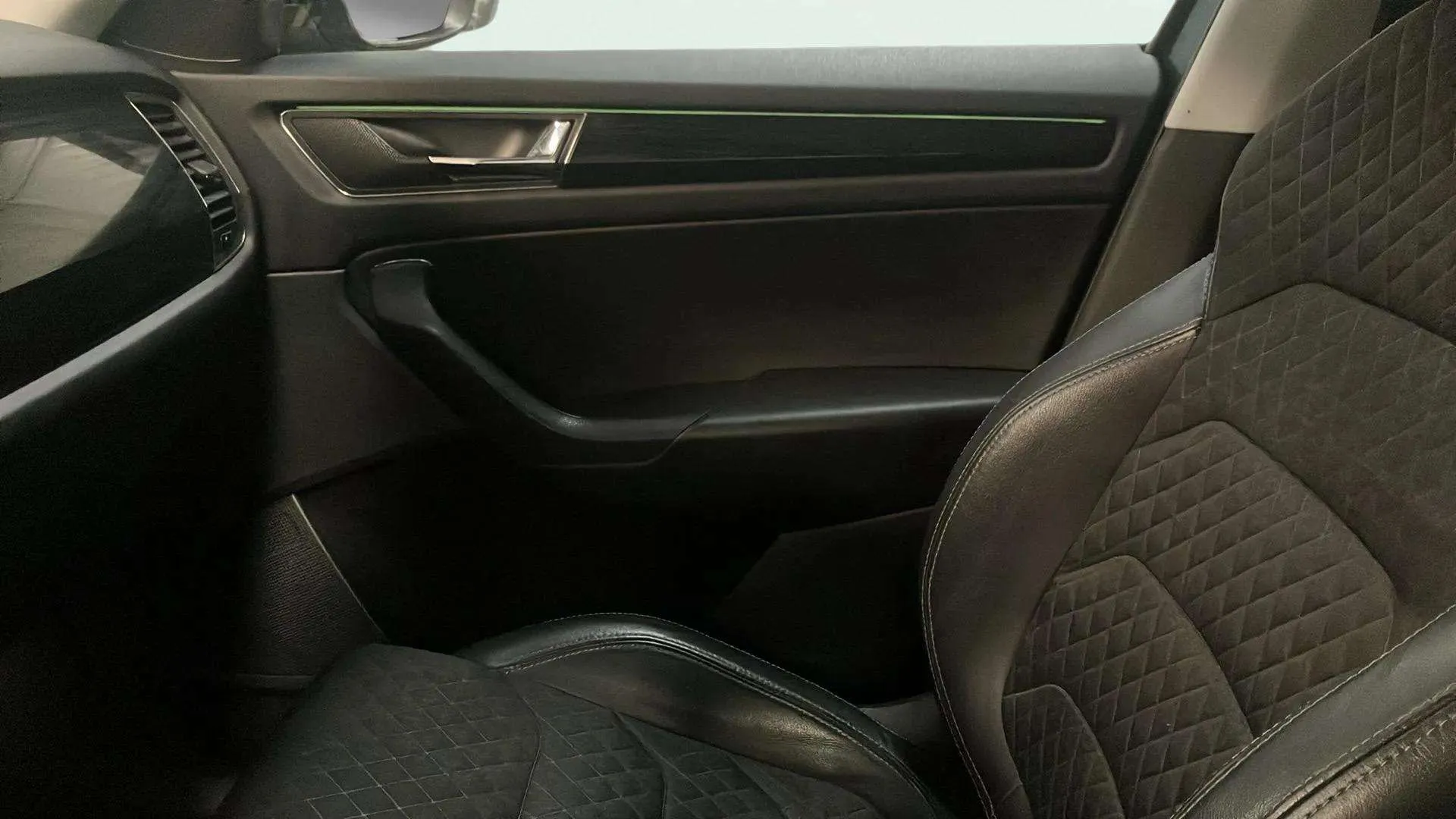 Škoda Kodiaq 2.0 TDI DSG 4x2 Ambition - foto 19