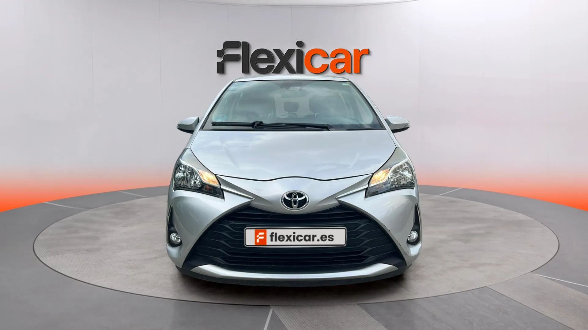 Toyota Yaris 1.0 70 Active - foto 2