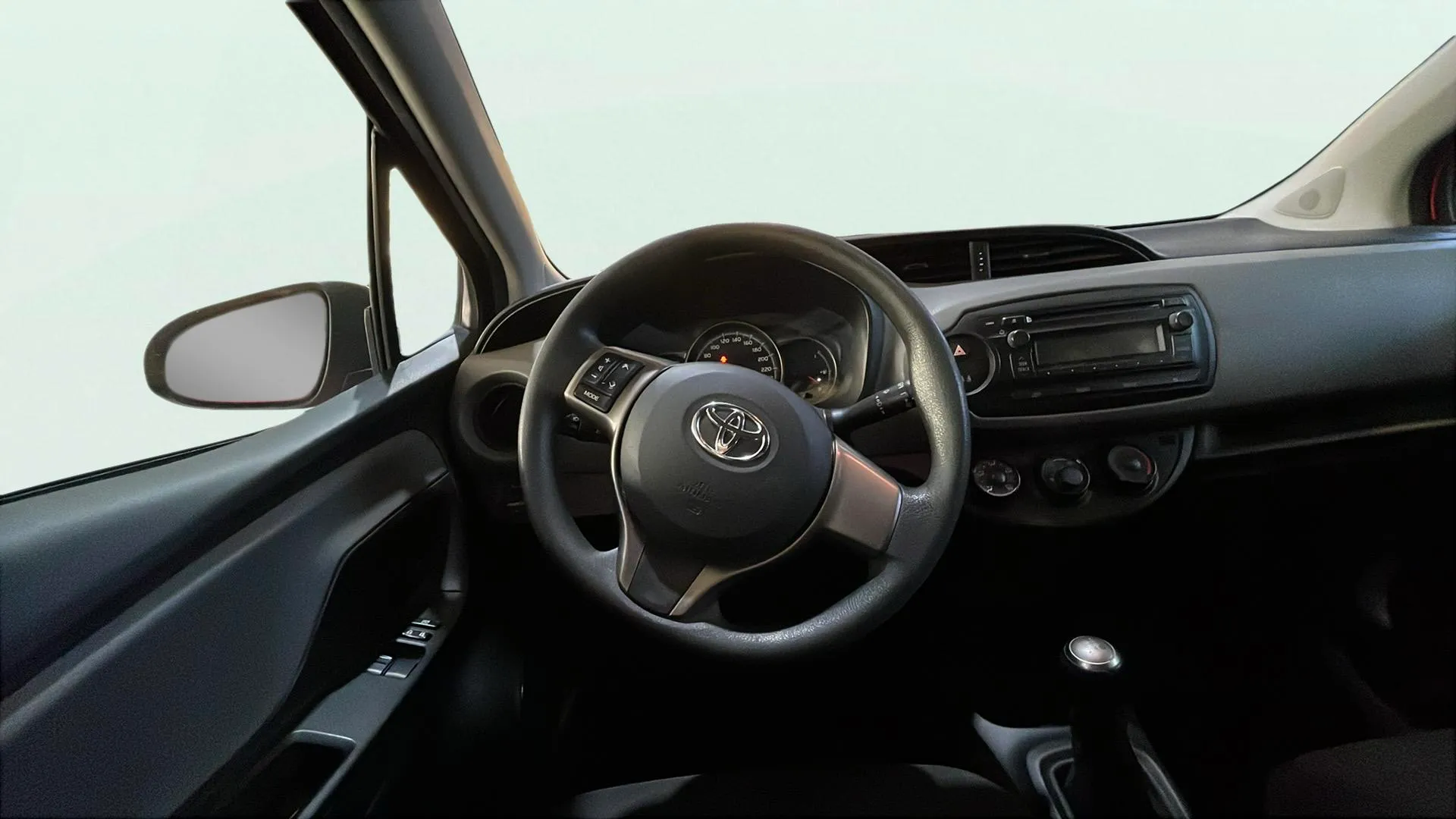 Toyota Yaris 1.0 70 Active - foto 12
