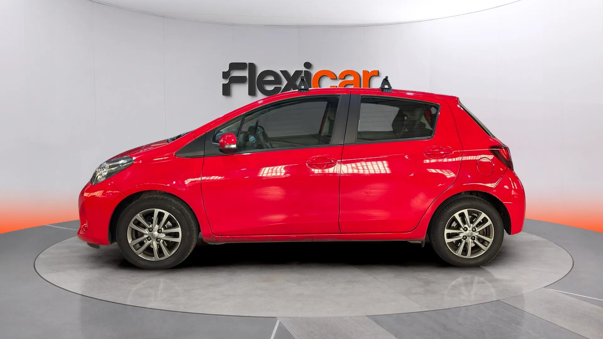 Toyota Yaris 1.0 70 Active - foto 5