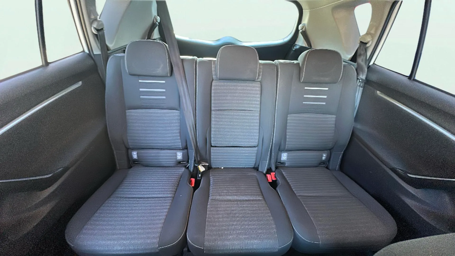 Toyota Verso 1.6 130 Advance 7 plazas - foto 21
