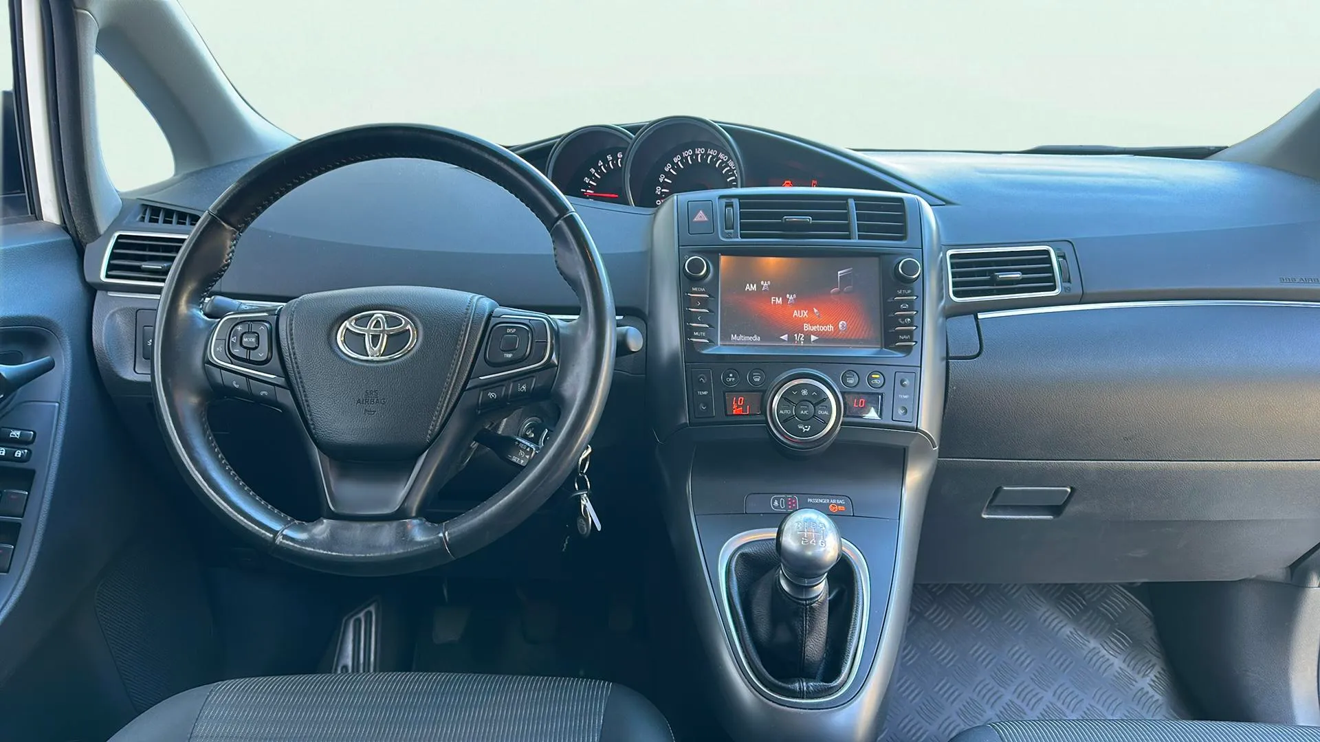 Toyota Verso 1.6 130 Advance 7 plazas - foto 12