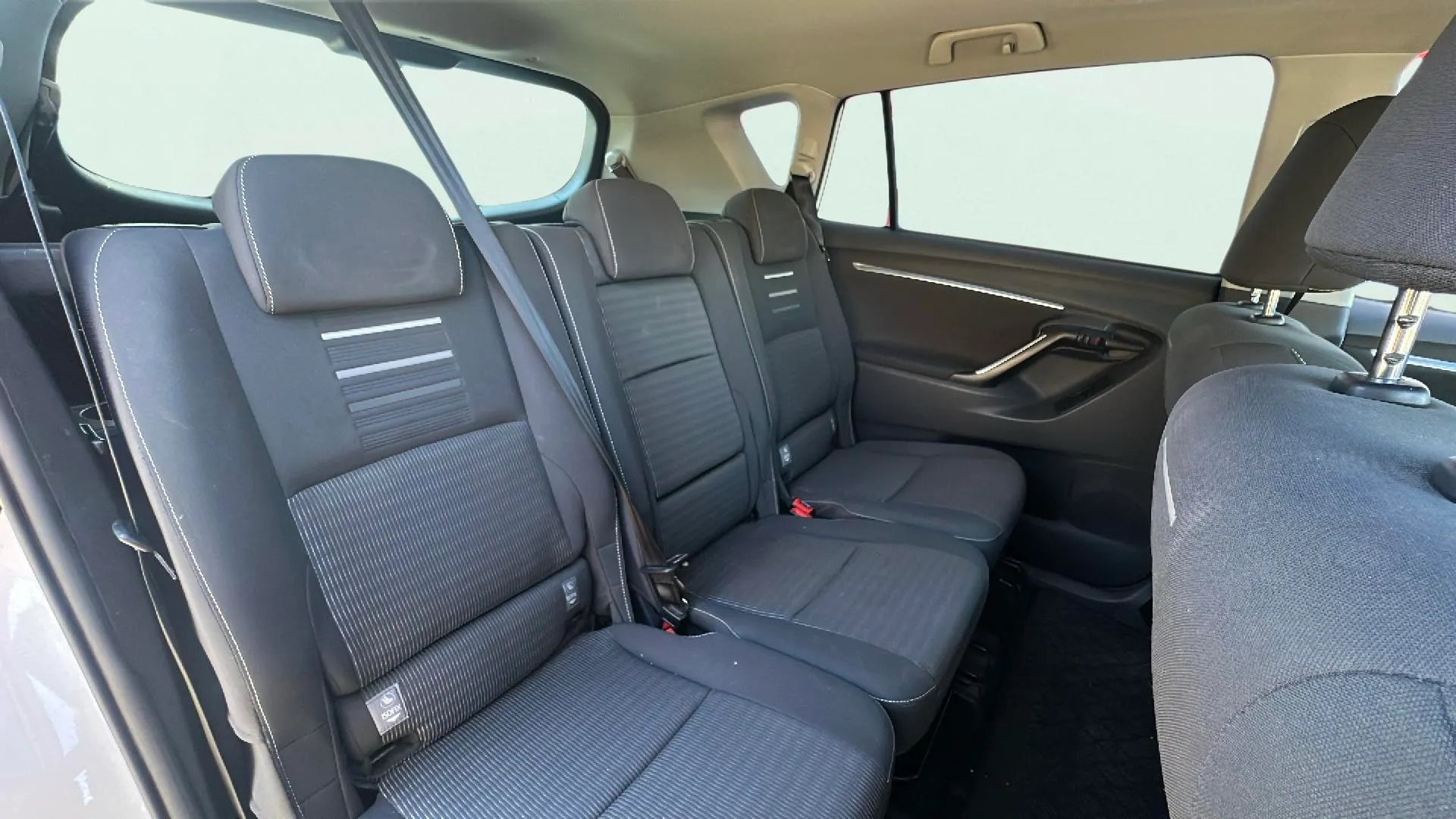 Toyota Verso 1.6 130 Advance 7 plazas - foto 20