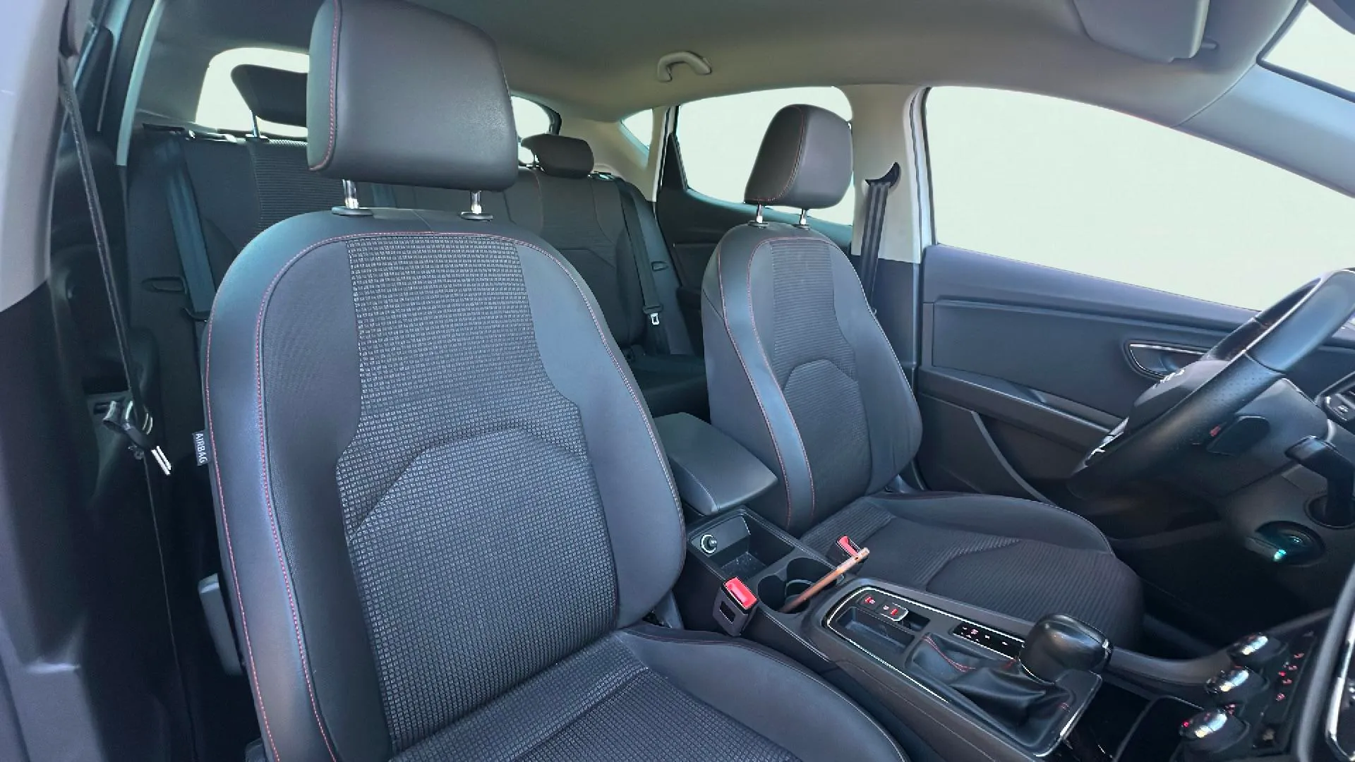 SEAT León 1.5 TSI DSG-7 FR Ed - foto 15