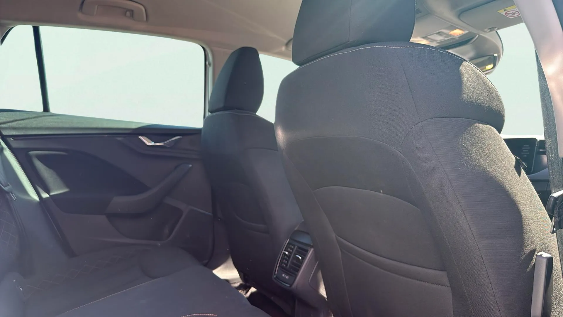 Škoda Scala 1.0 TSI Ambition - foto 17