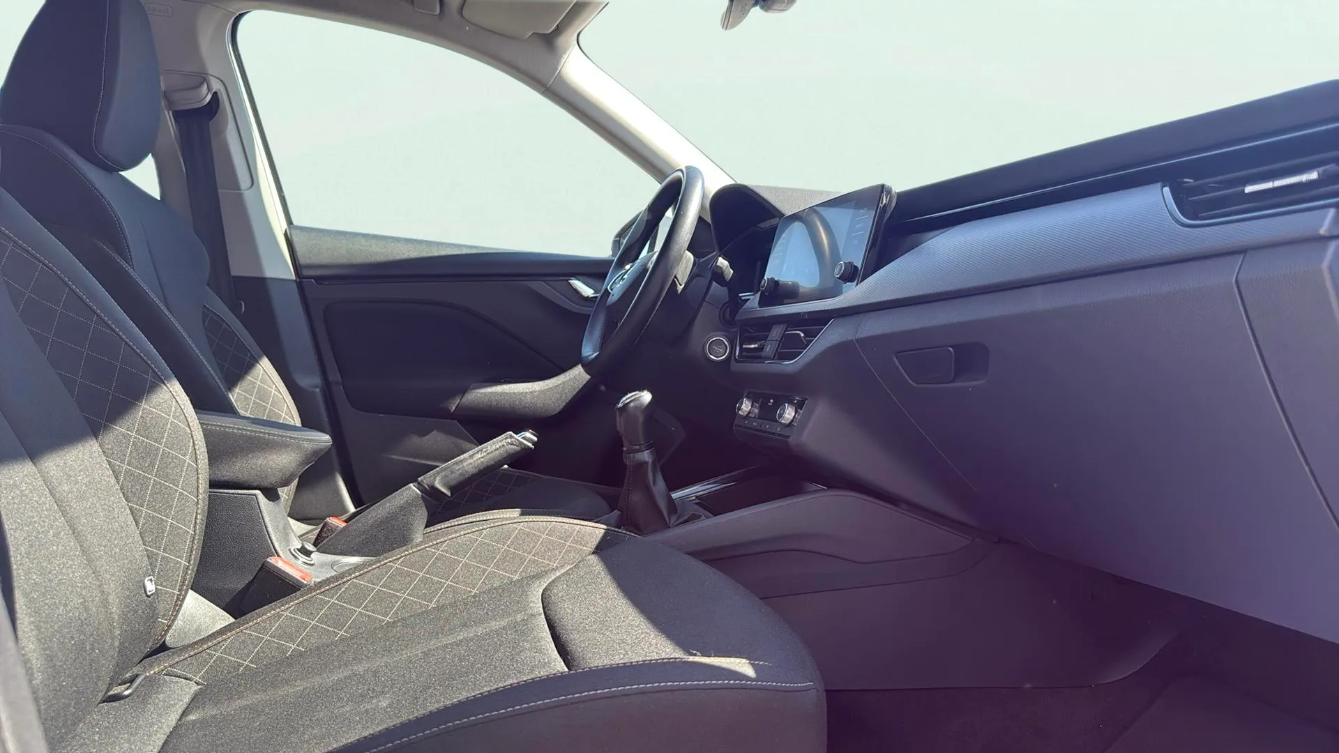 Škoda Scala 1.0 TSI Ambition - foto 16