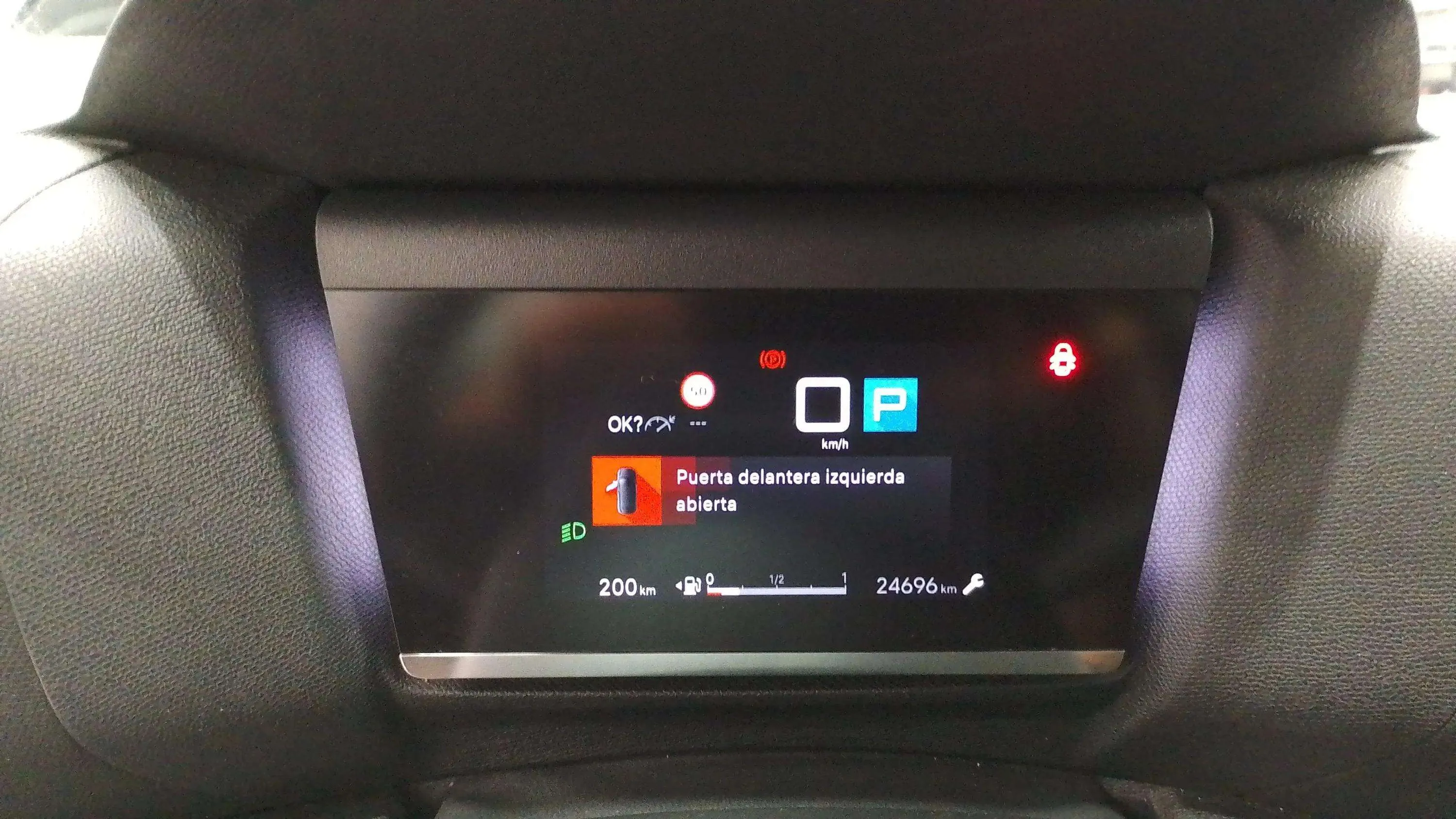 Citroën C4 Hybrid 136 e-DCS6 Plus - foto 20