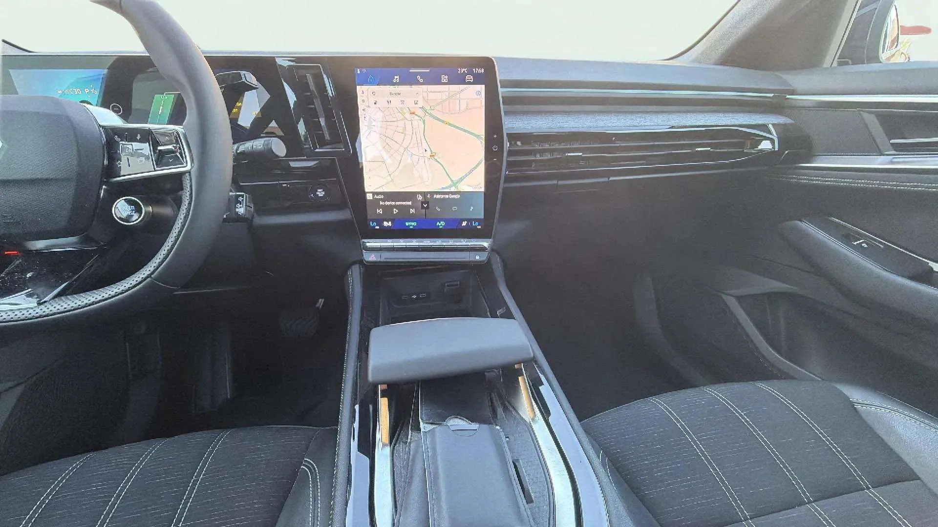 Renault Austral Techno E-Tech Full Hybrid - foto 17