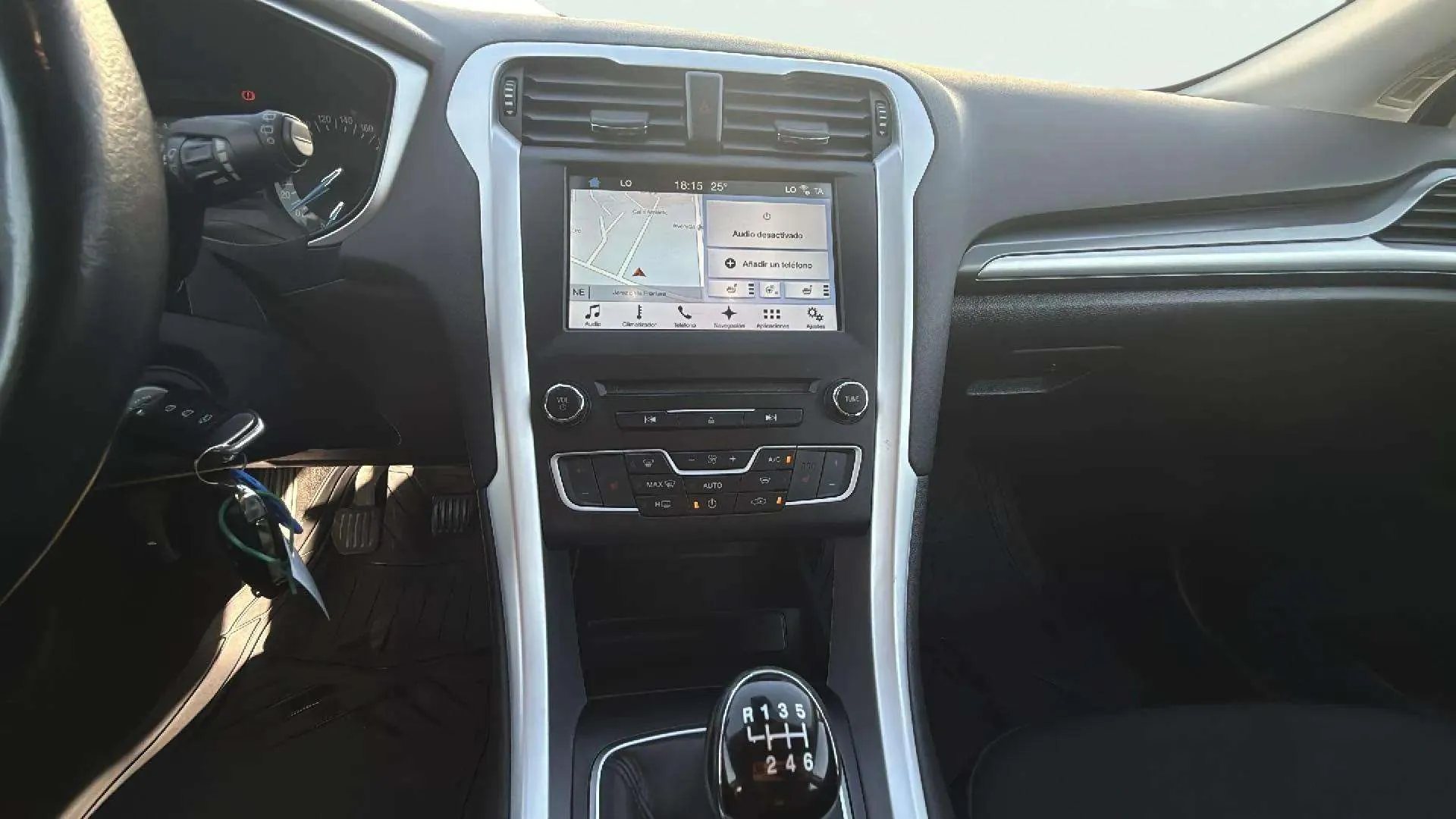 Ford Mondeo 1.5 TDCi Business SportBreak - foto 11