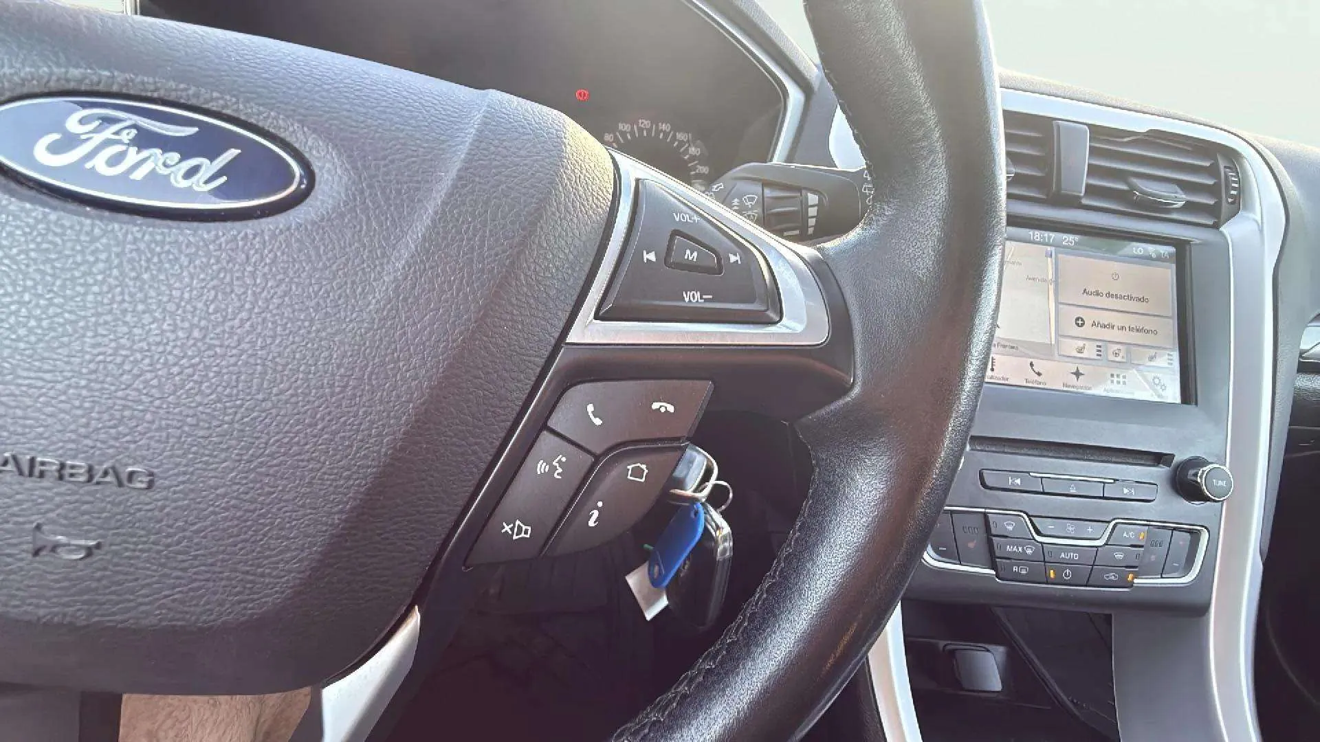 Ford Mondeo 1.5 TDCi Business SportBreak - foto 18