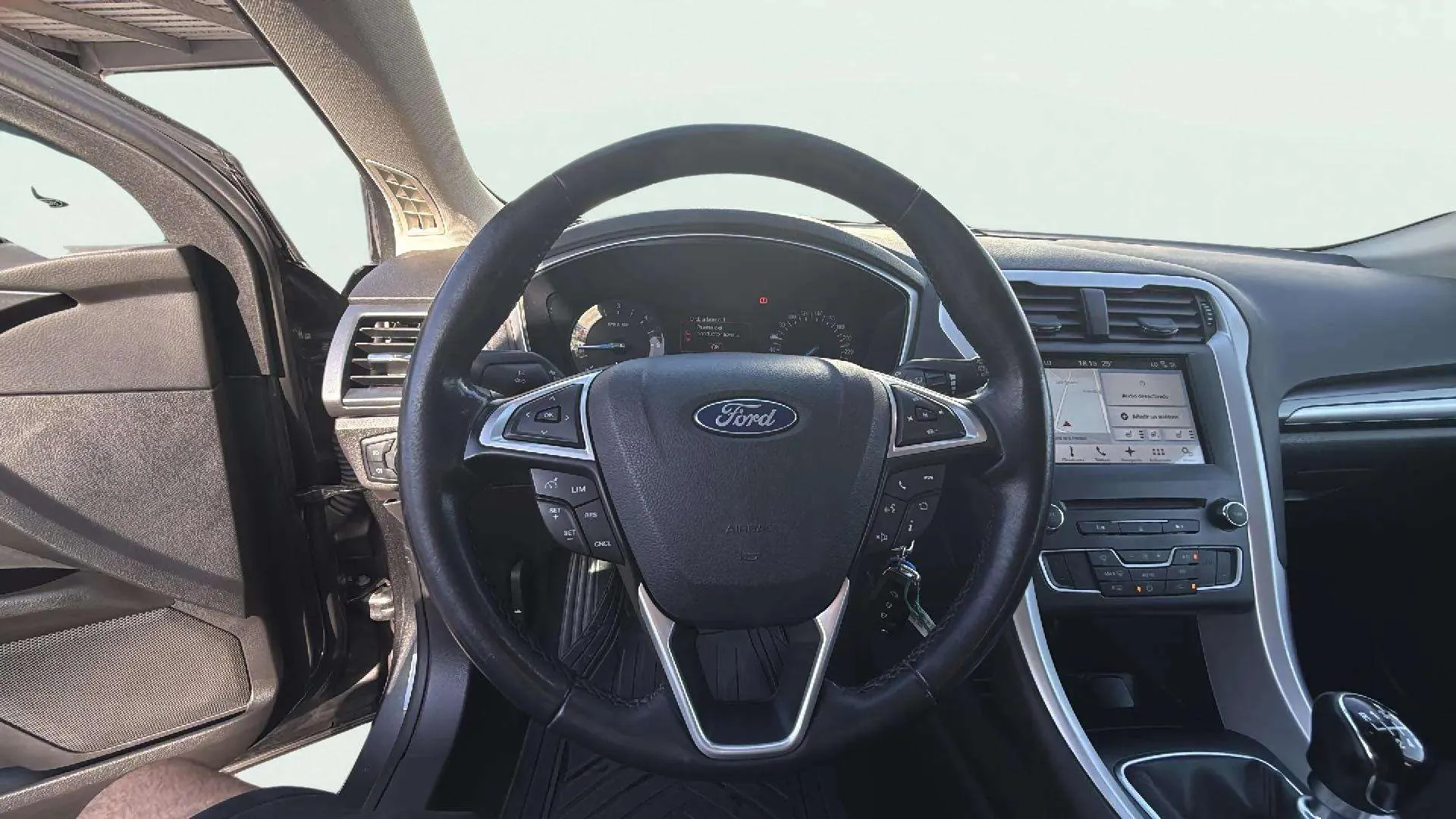 Ford Mondeo 1.5 TDCi Business SportBreak - foto 12