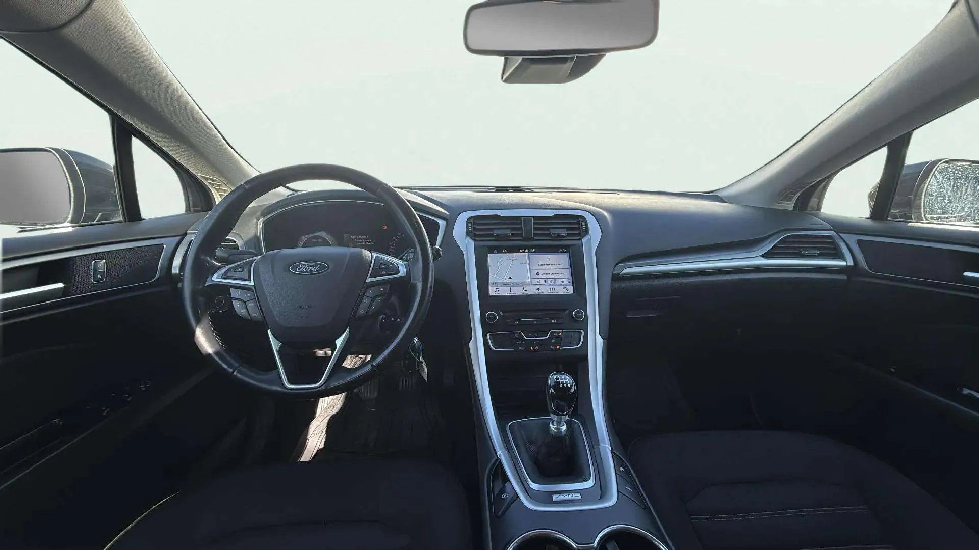 Ford Mondeo 1.5 TDCi Business SportBreak - foto 10
