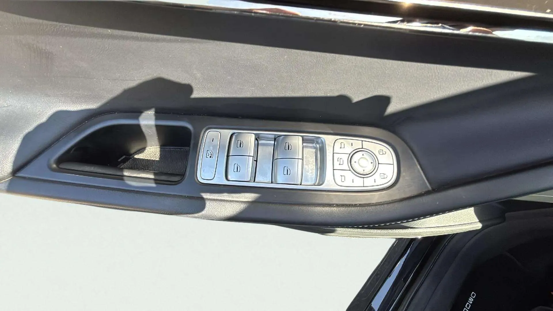 Omoda 5 Premium 1.6 T-GDi - foto 22
