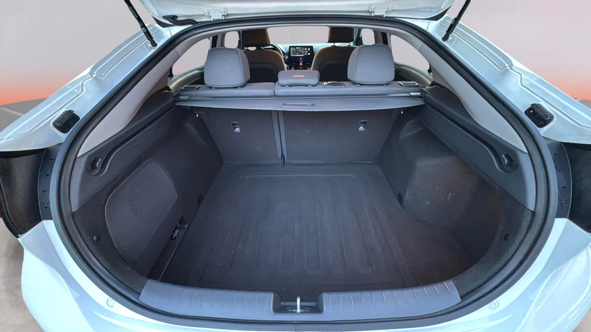 Hyundai Ioniq 1.6 GDI HEV Style DCT - foto 30