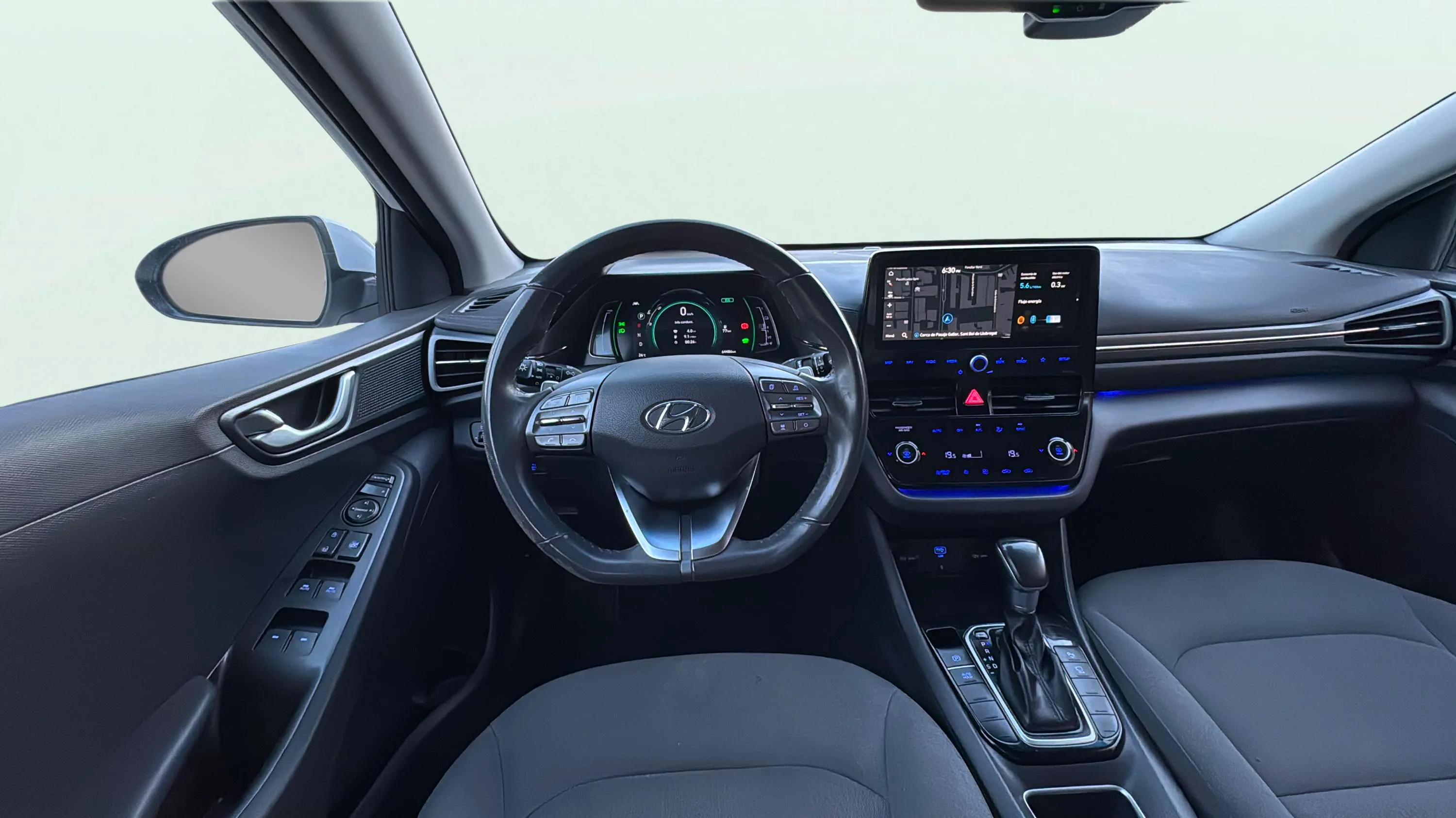 Hyundai Ioniq 1.6 GDI HEV Style DCT - foto 12