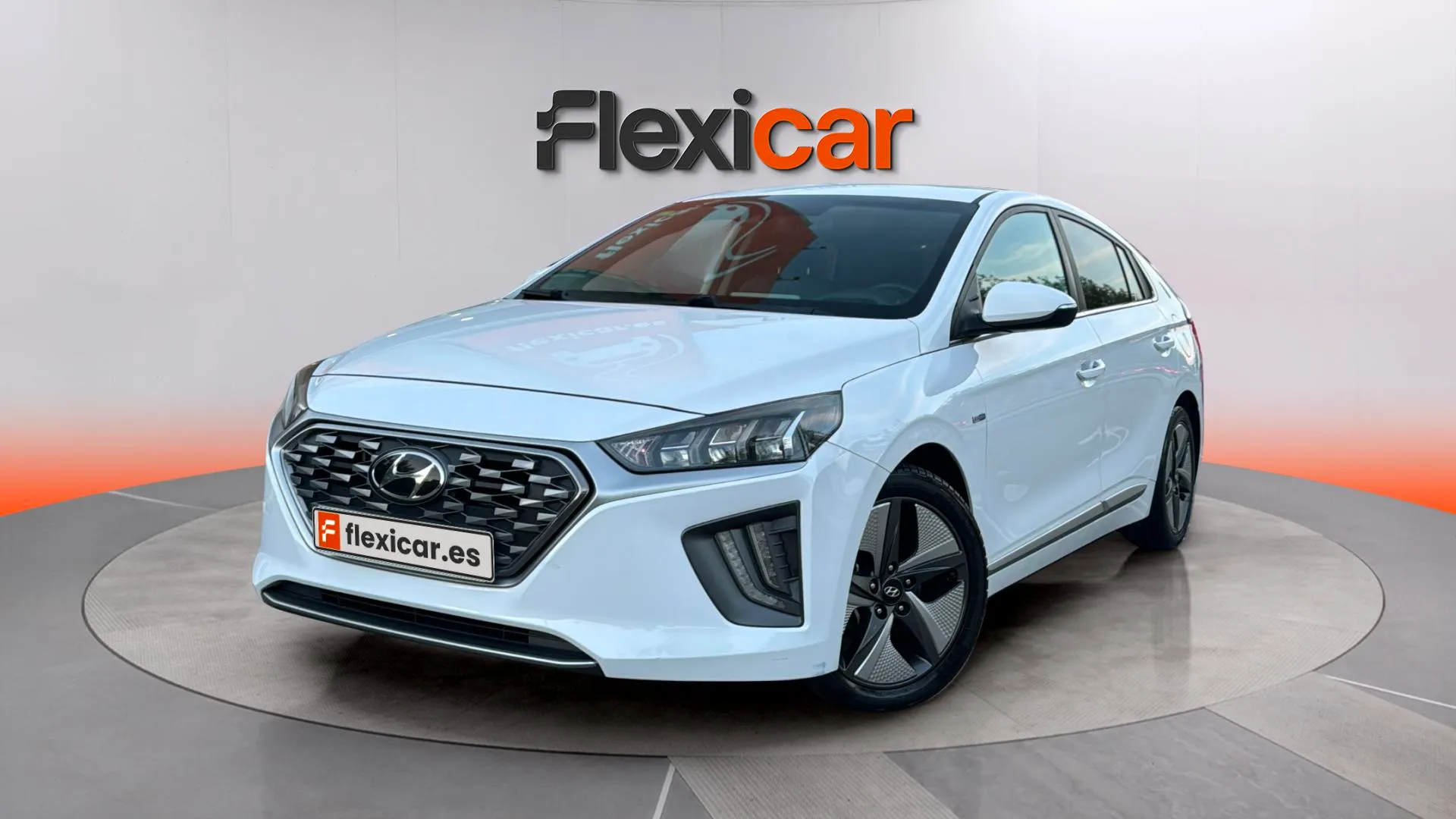 Hyundai Ioniq 1.6 GDI HEV Style DCT - foto 3