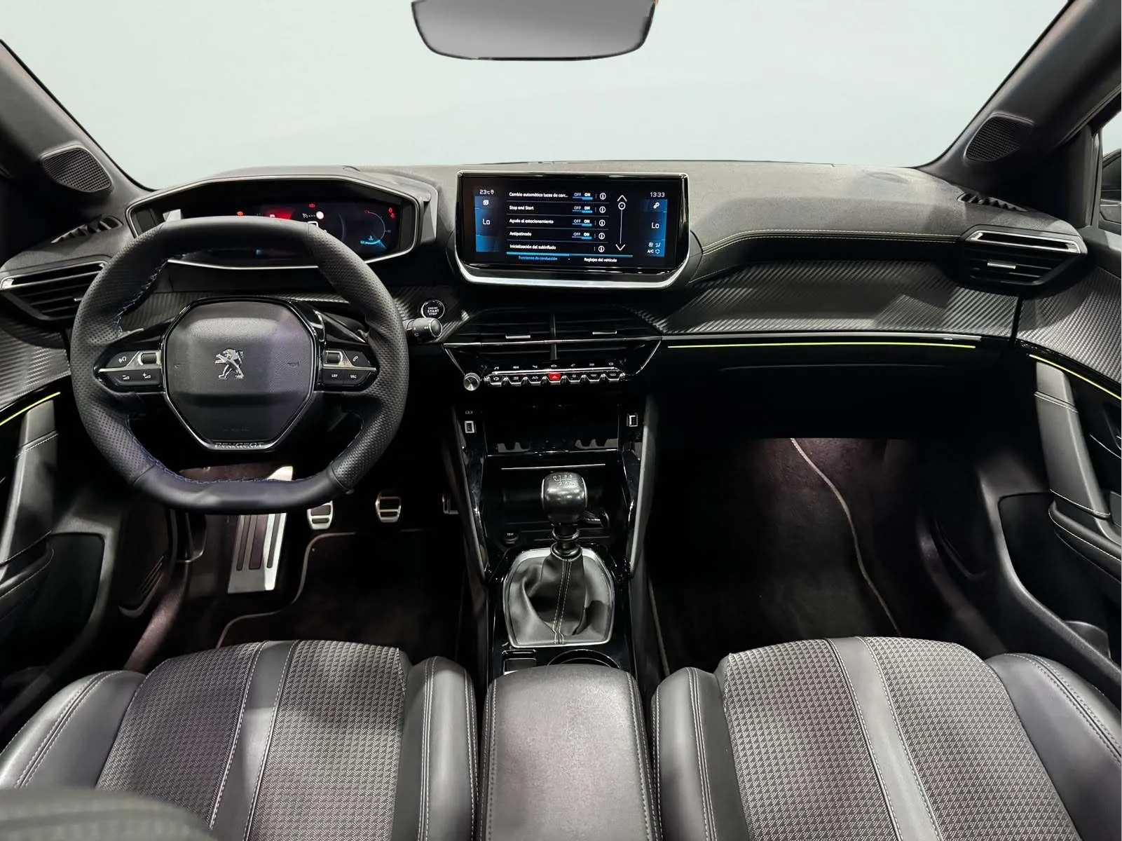 Peugeot 208 PureTech GT - foto 23