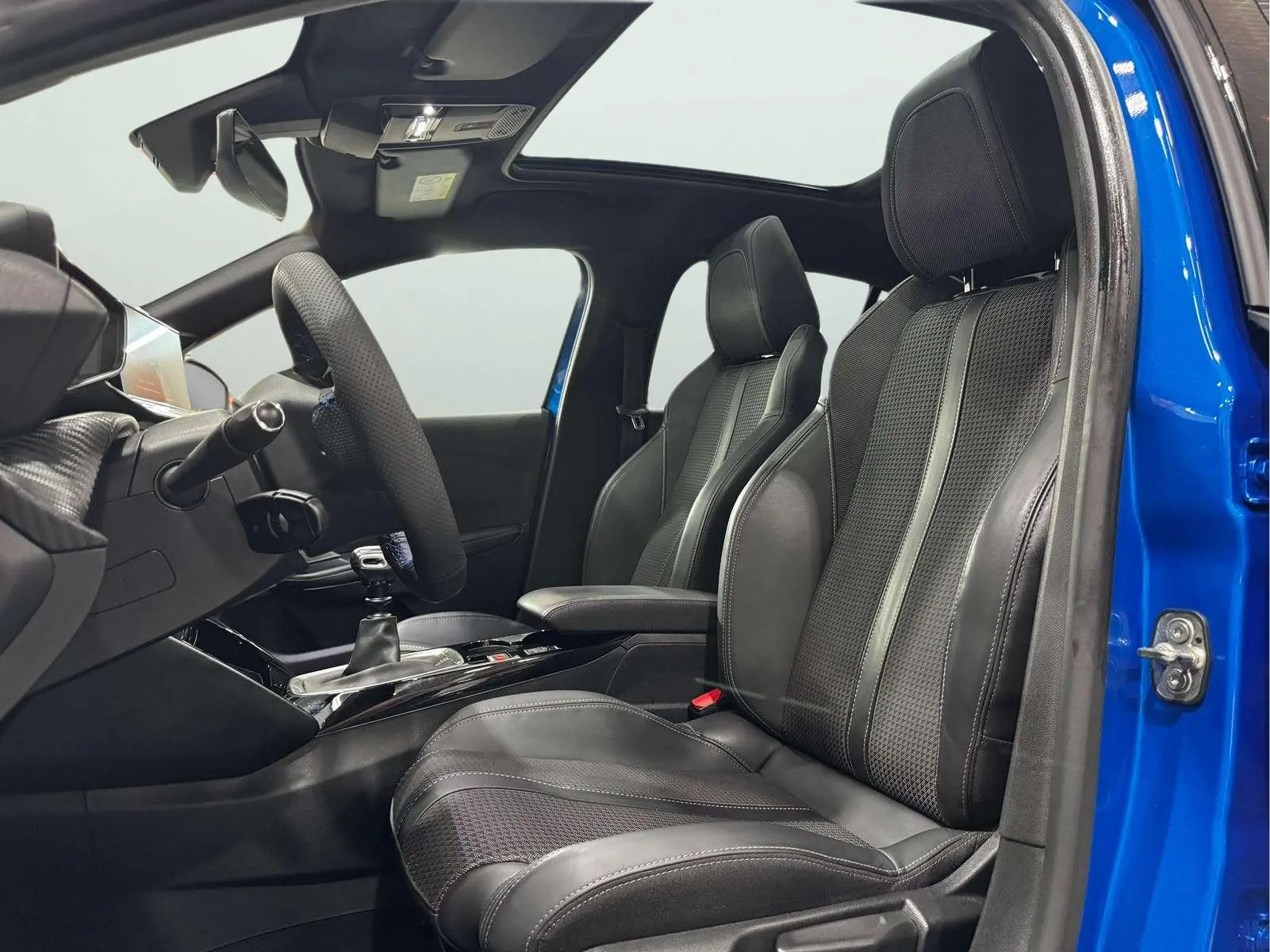 Peugeot 208 PureTech GT - foto 20