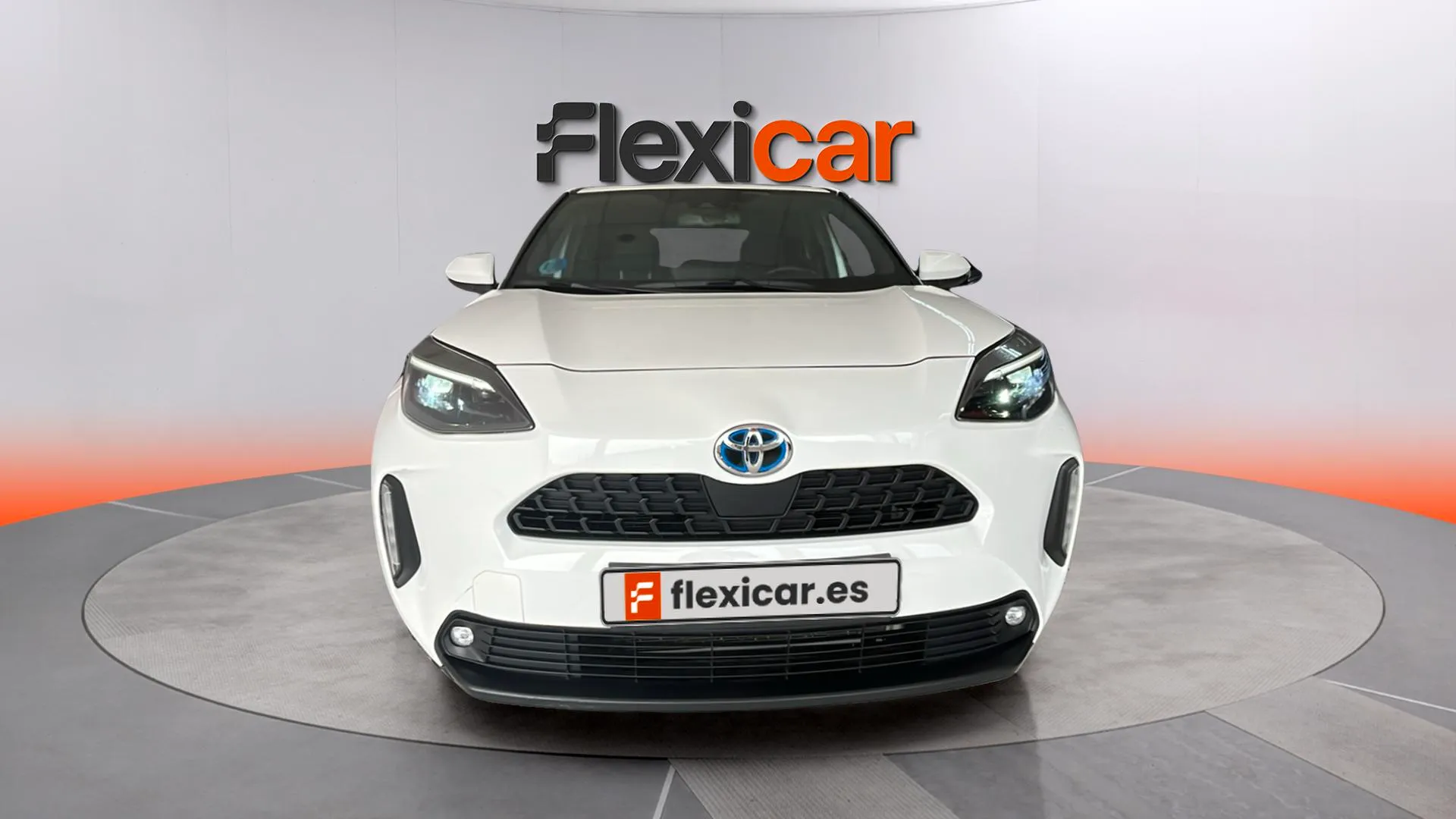 Toyota Yaris Cross 1.5 120H Adventure - foto 8