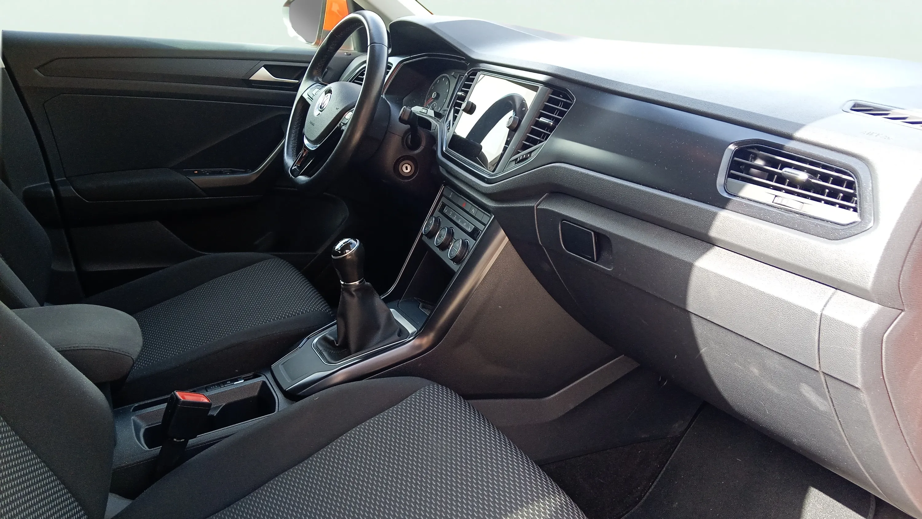 Volkswagen T-Roc Advance 1.0 TSI - foto 14