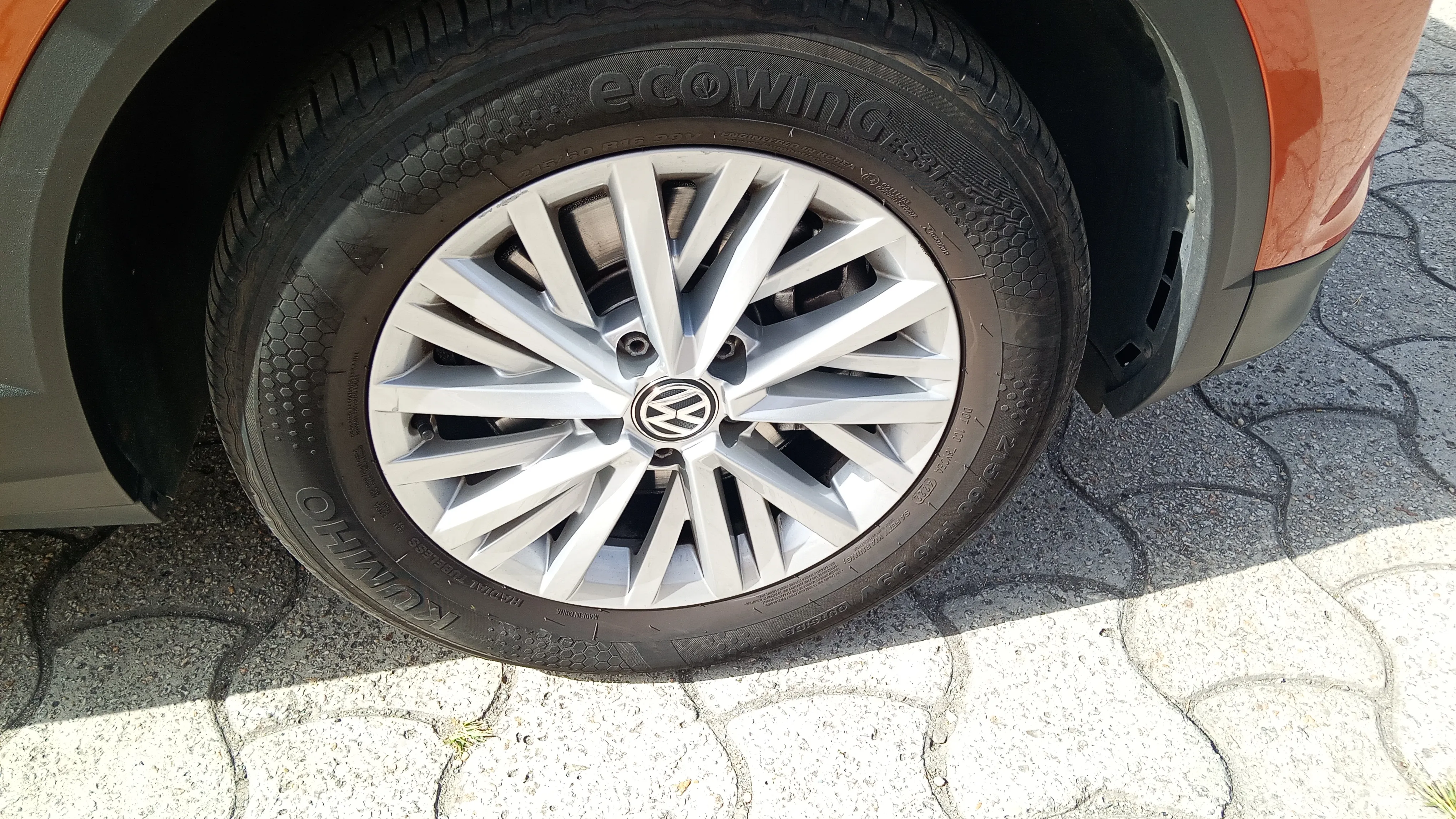 Volkswagen T-Roc Advance 1.0 TSI - foto 22