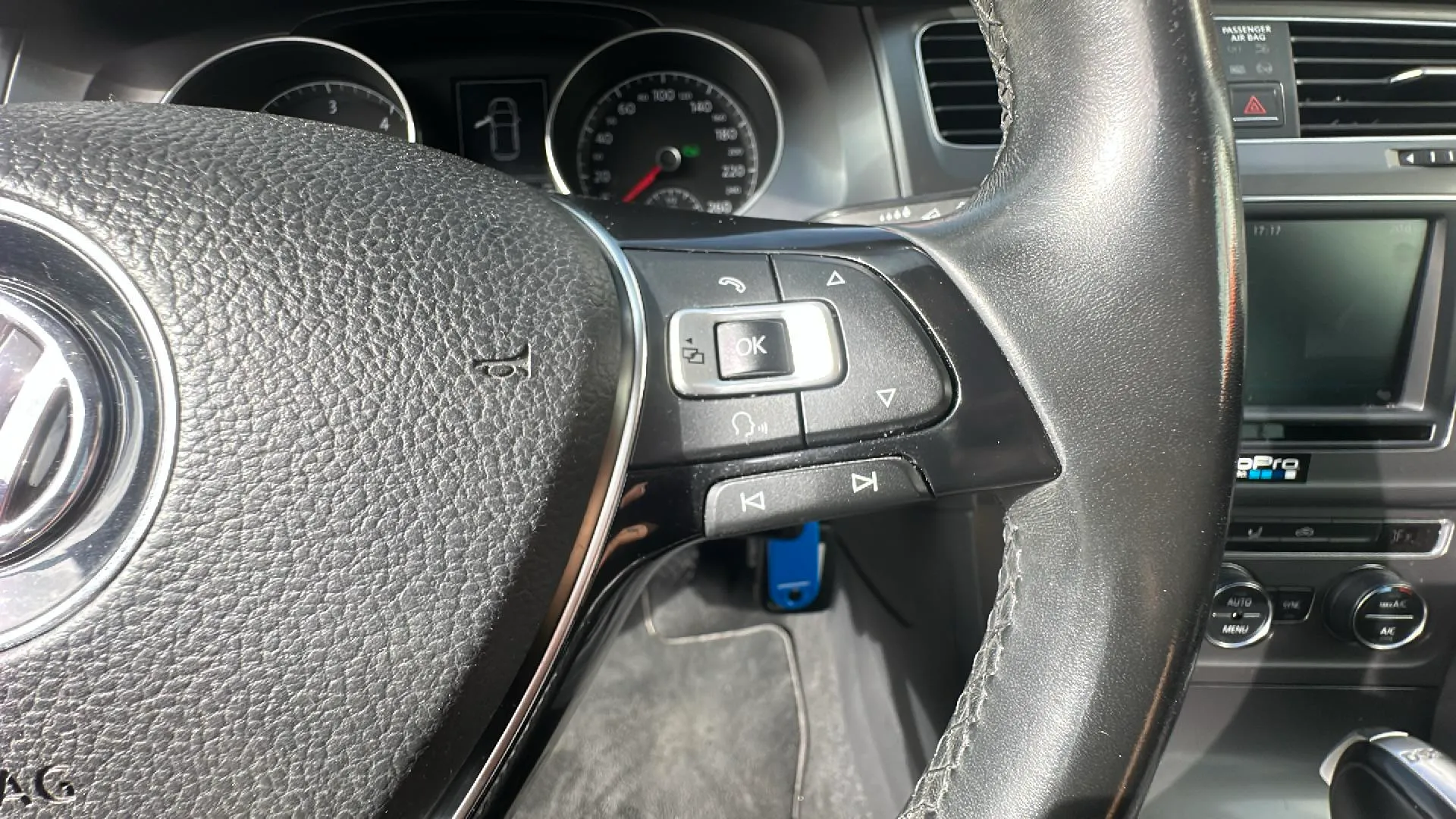 Volkswagen Golf Advance 1.6 TDI BMT DSG - foto 18