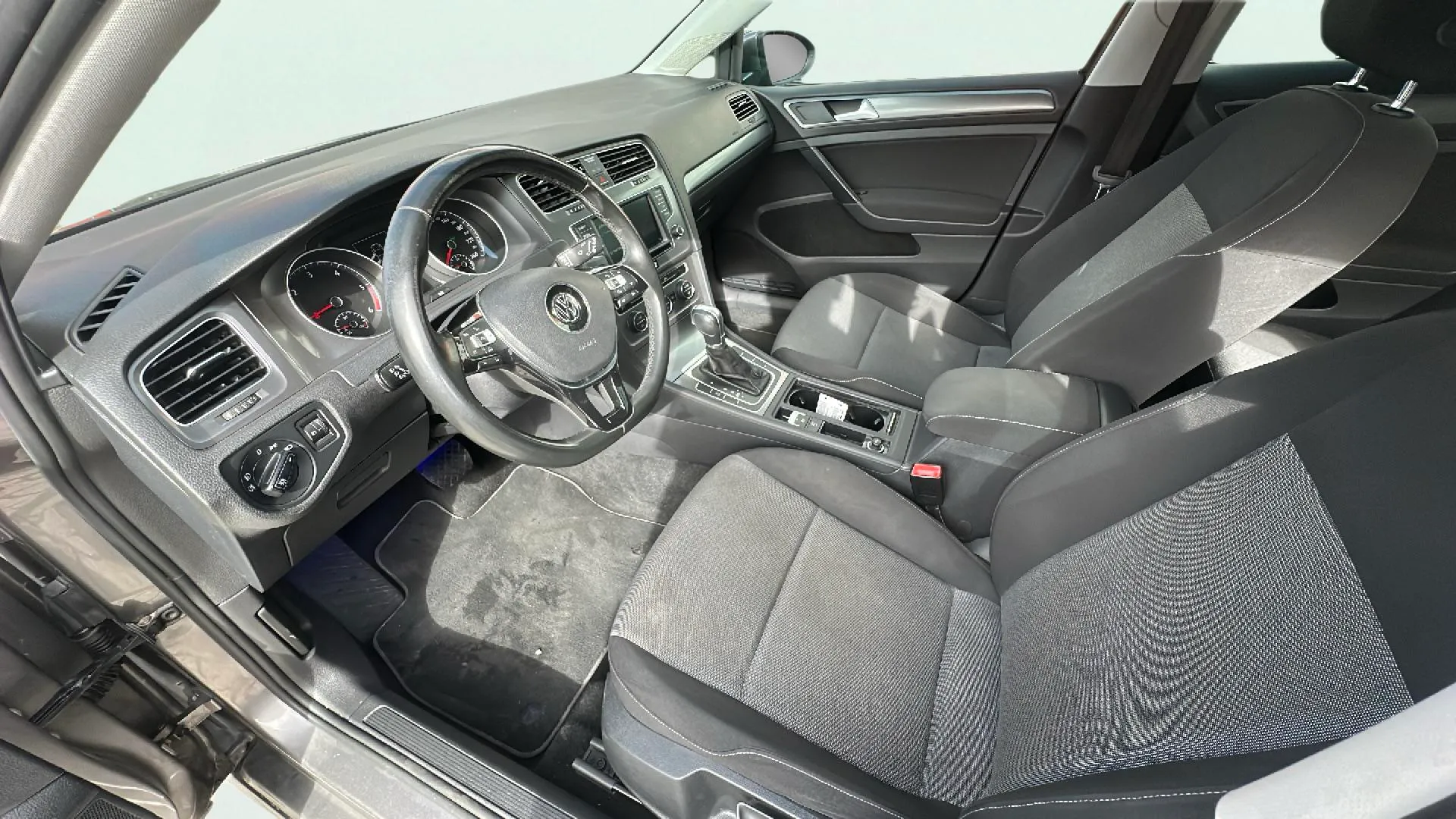 Volkswagen Golf Advance 1.6 TDI BMT DSG - foto 14